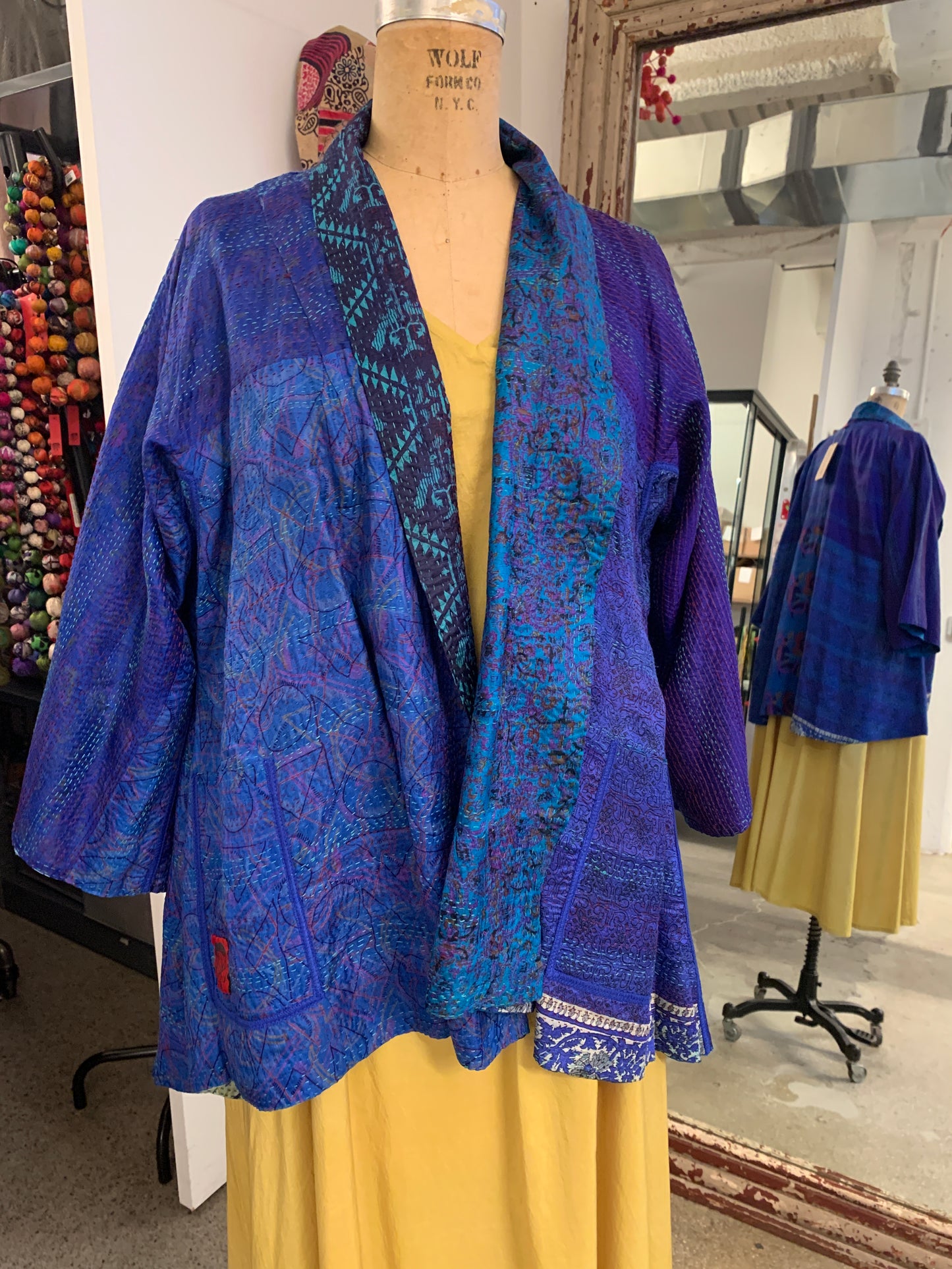 VINTAGE SILK KANTHA KIMONO JKT - sv2004-0033a -