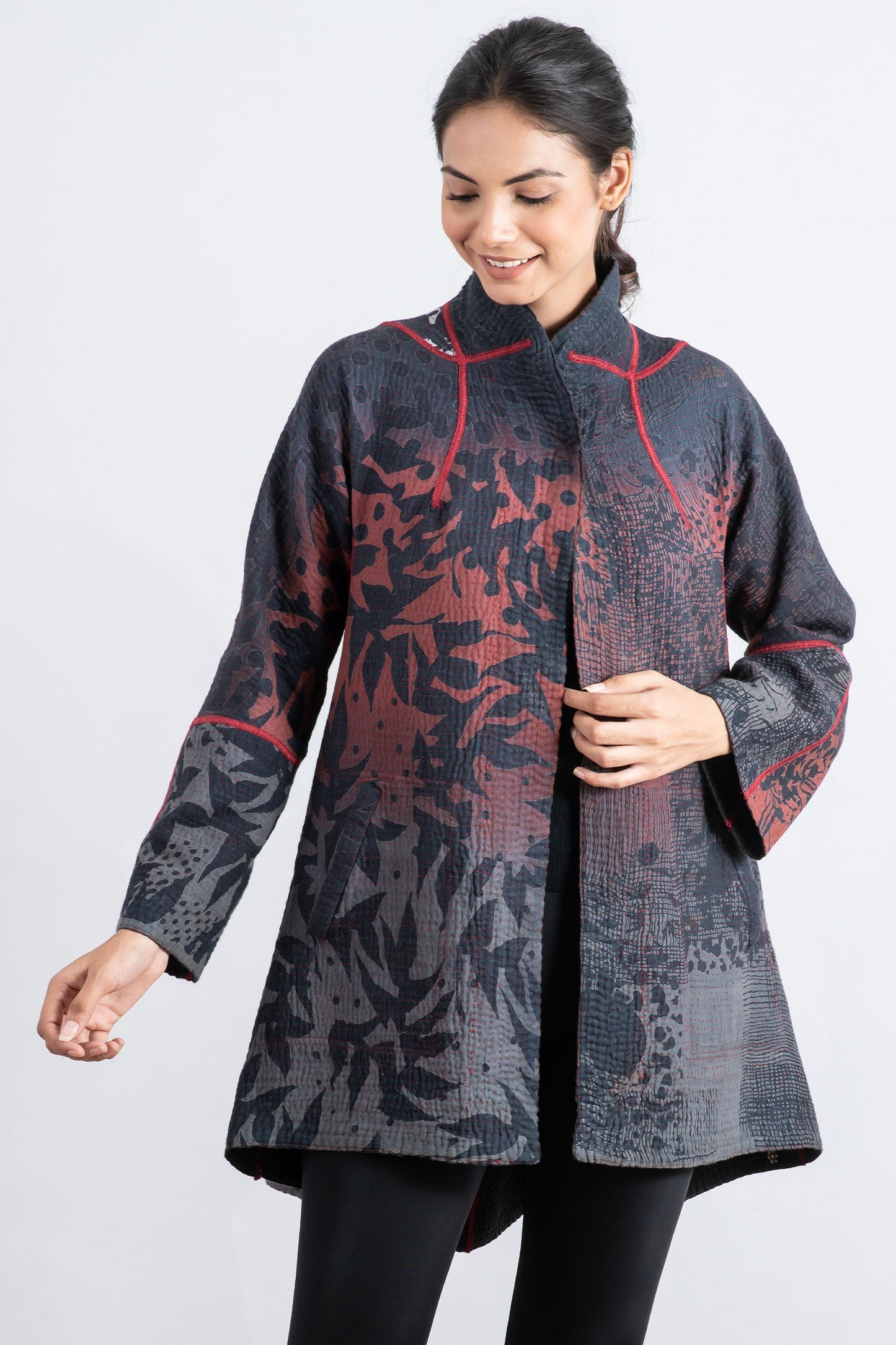 MONOTONE TWILIGHT PRINT KANTHA FLARE LONG JKT - tp4021-red -