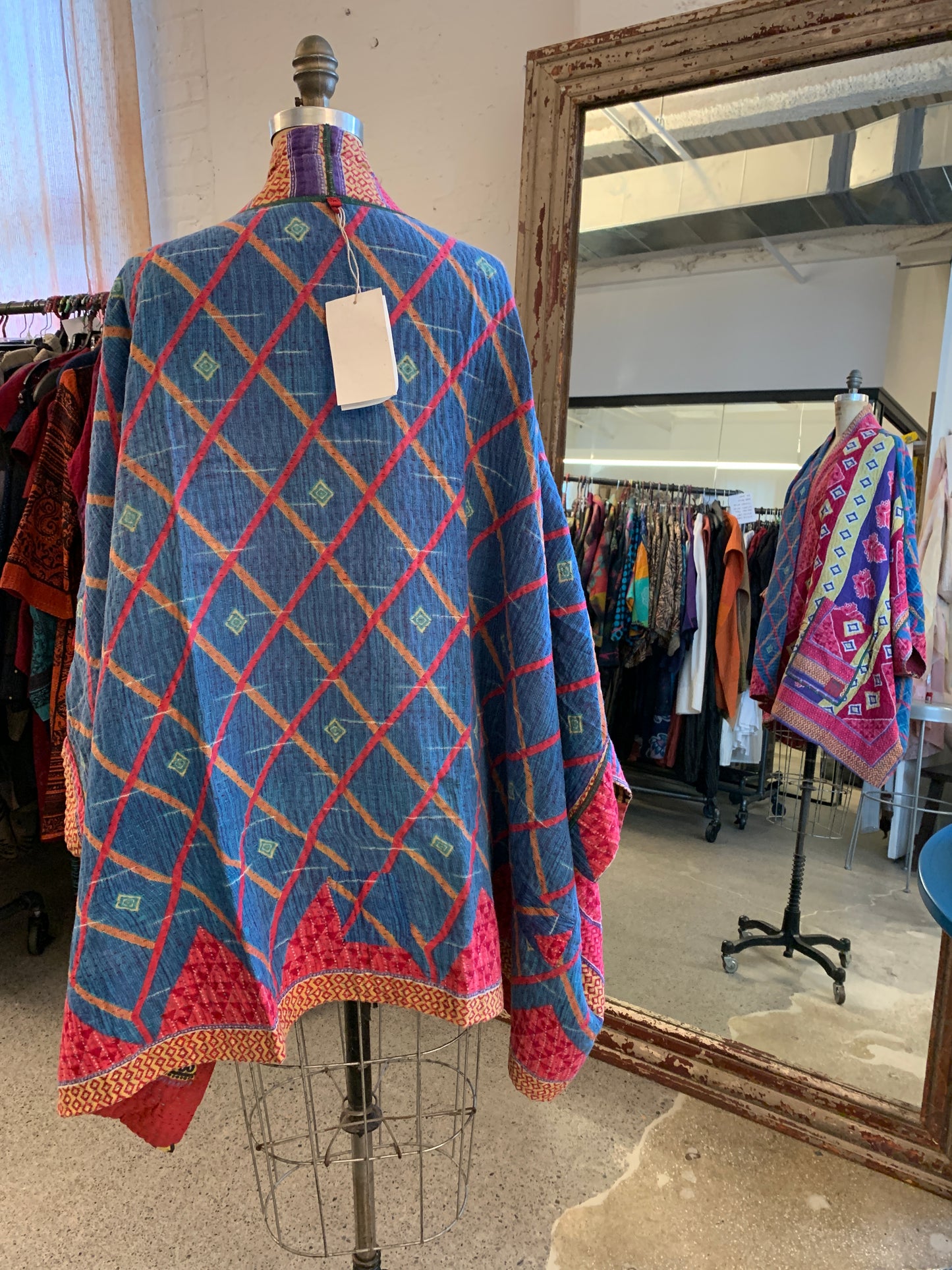 VINTAGE COTTON KANTHA DOUBLE COLLAR PONCHO - cv4323-0065a -
