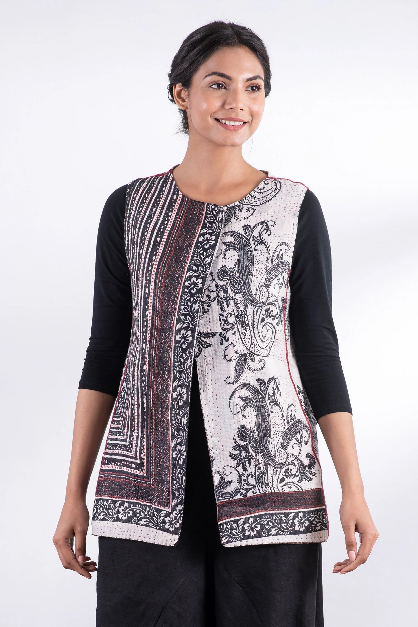 PAISLEY & PATCH KANTHA CREW NECK FITTED VEST MEDIUM - py4233-wht -