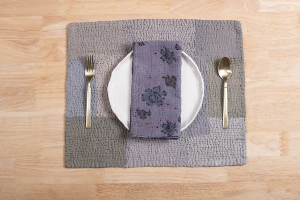 Mosaic Fray Patch vintage Kantha Placemat - Hydrangea (Set of 2)