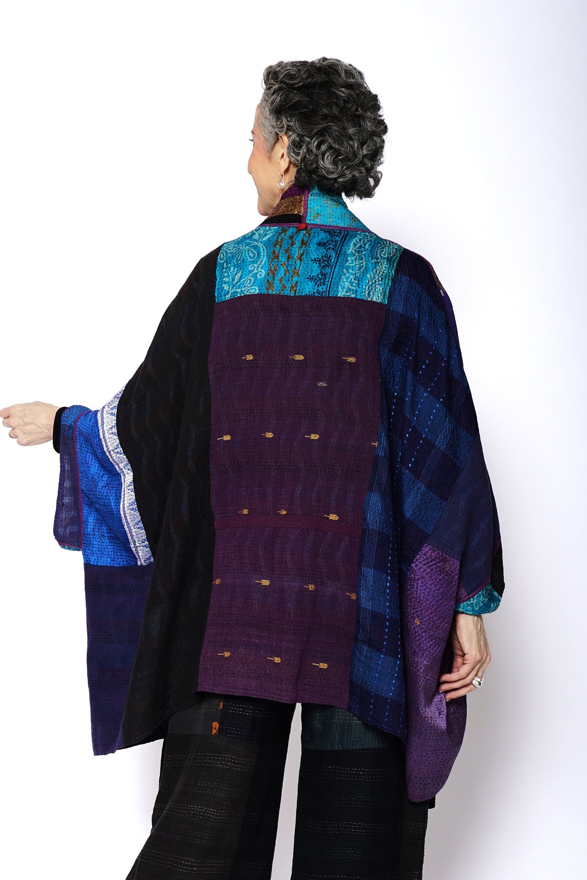 DESERT WAVES KANTHA DOUBLE COLLAR PONCHO - dw2323-blu -