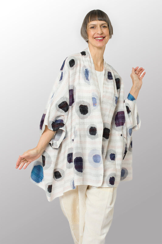 CUT OUT KANTHA DOUBLE COLLAR PONCHO - ck2323-wht -