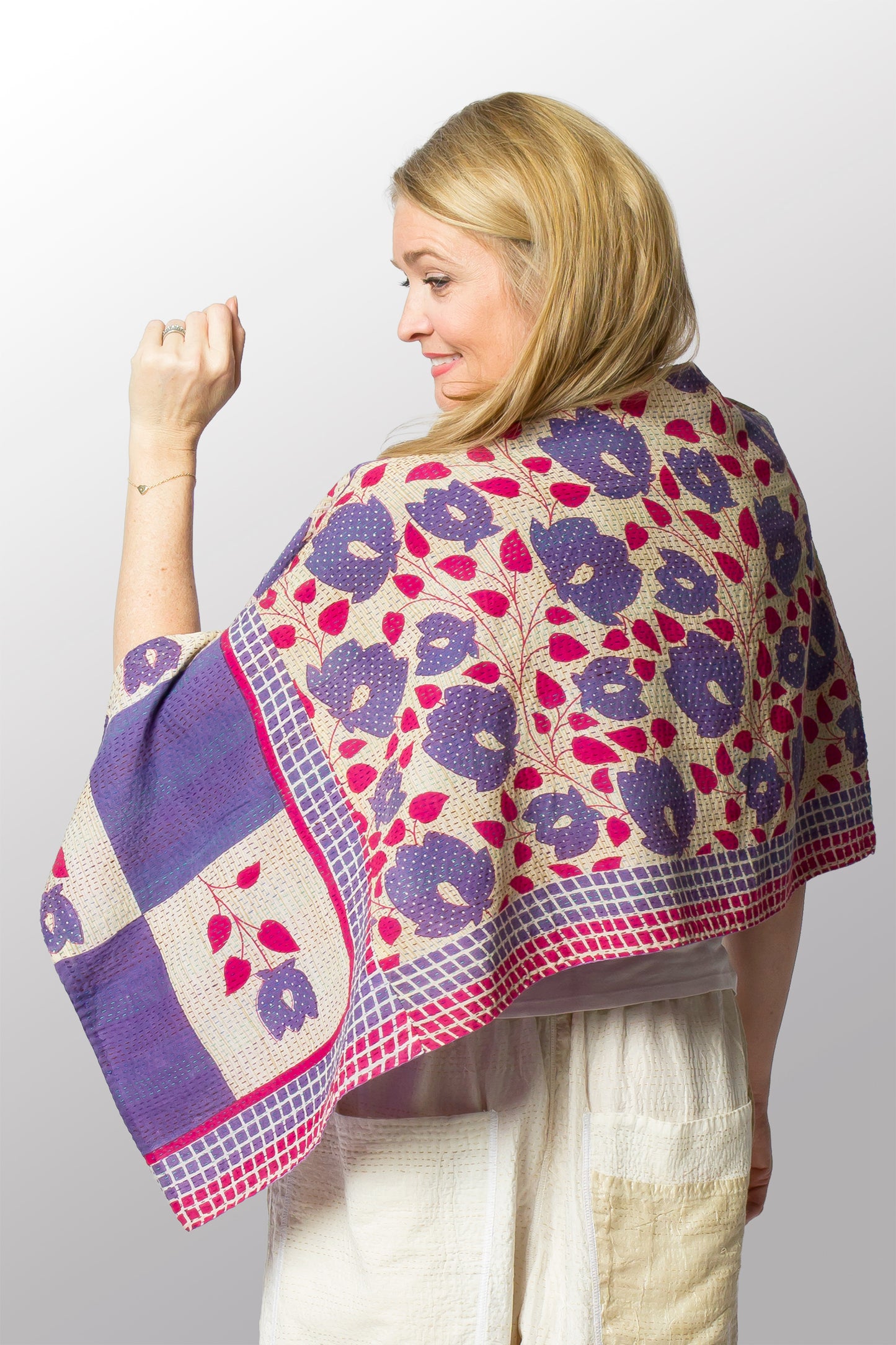 VINTAGE COTTON KANTHA CAPE