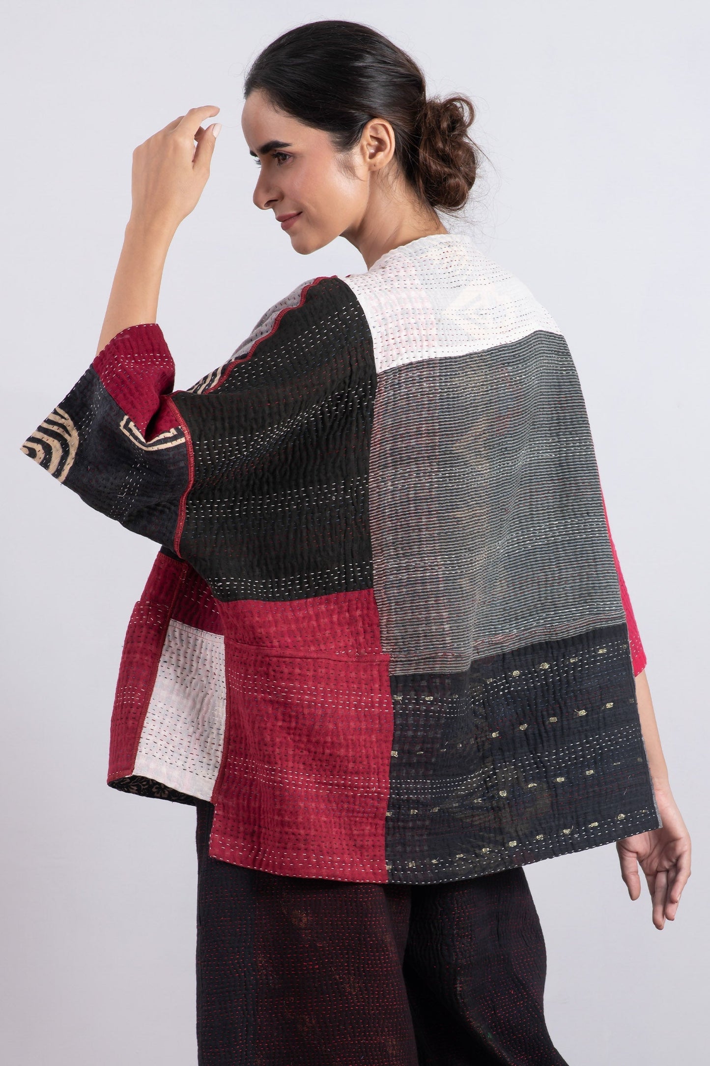 PAISLEY & PATCH KANTHA STRAIGHT NECK JKT - py4058-wht -