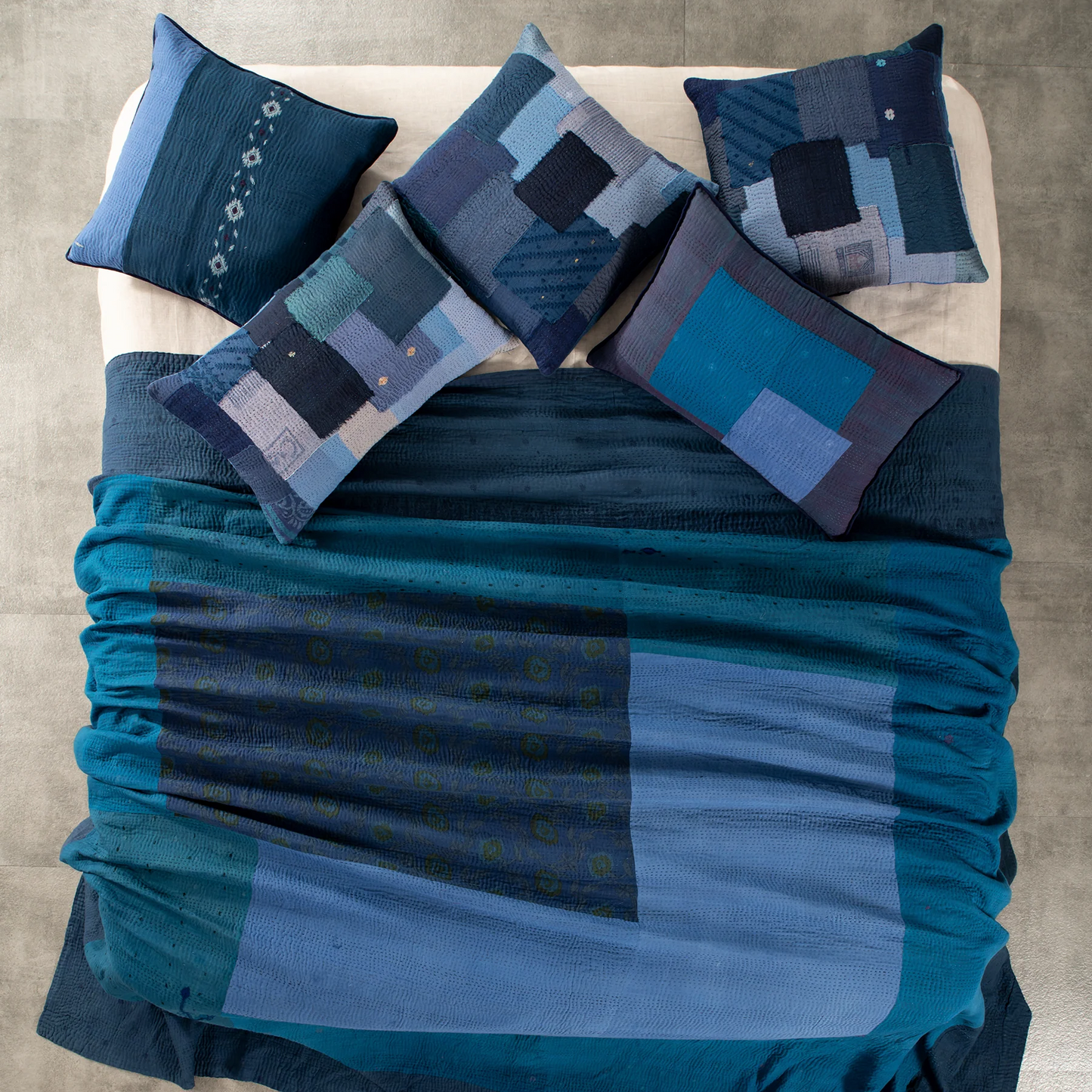Landscape Handmade Vintage Kantha Bedcover -Navy -