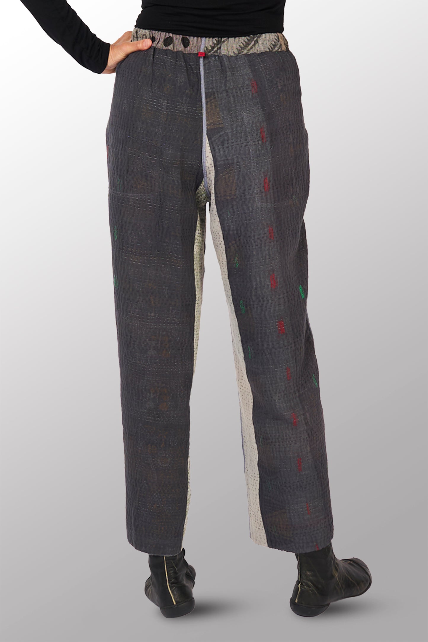 FRAYED PATCH KANTHA WITH STAMP STRAIGHT PANTS - sp-fi4664-gry -