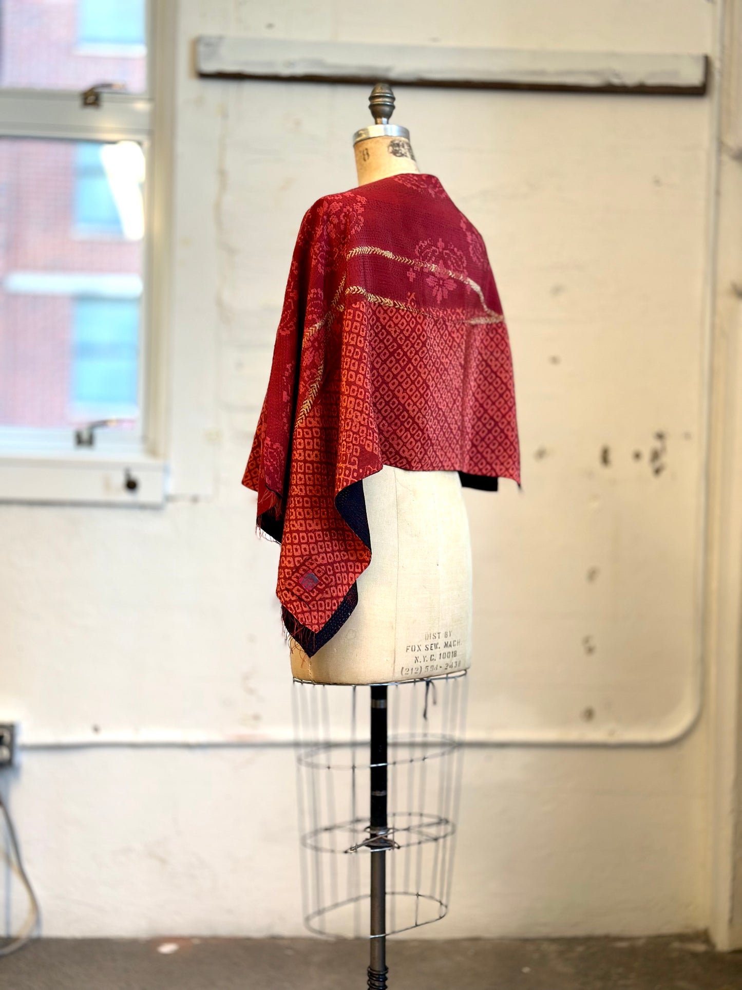 KIMONO PRINT KANTHA CAPE - kp2806-red -