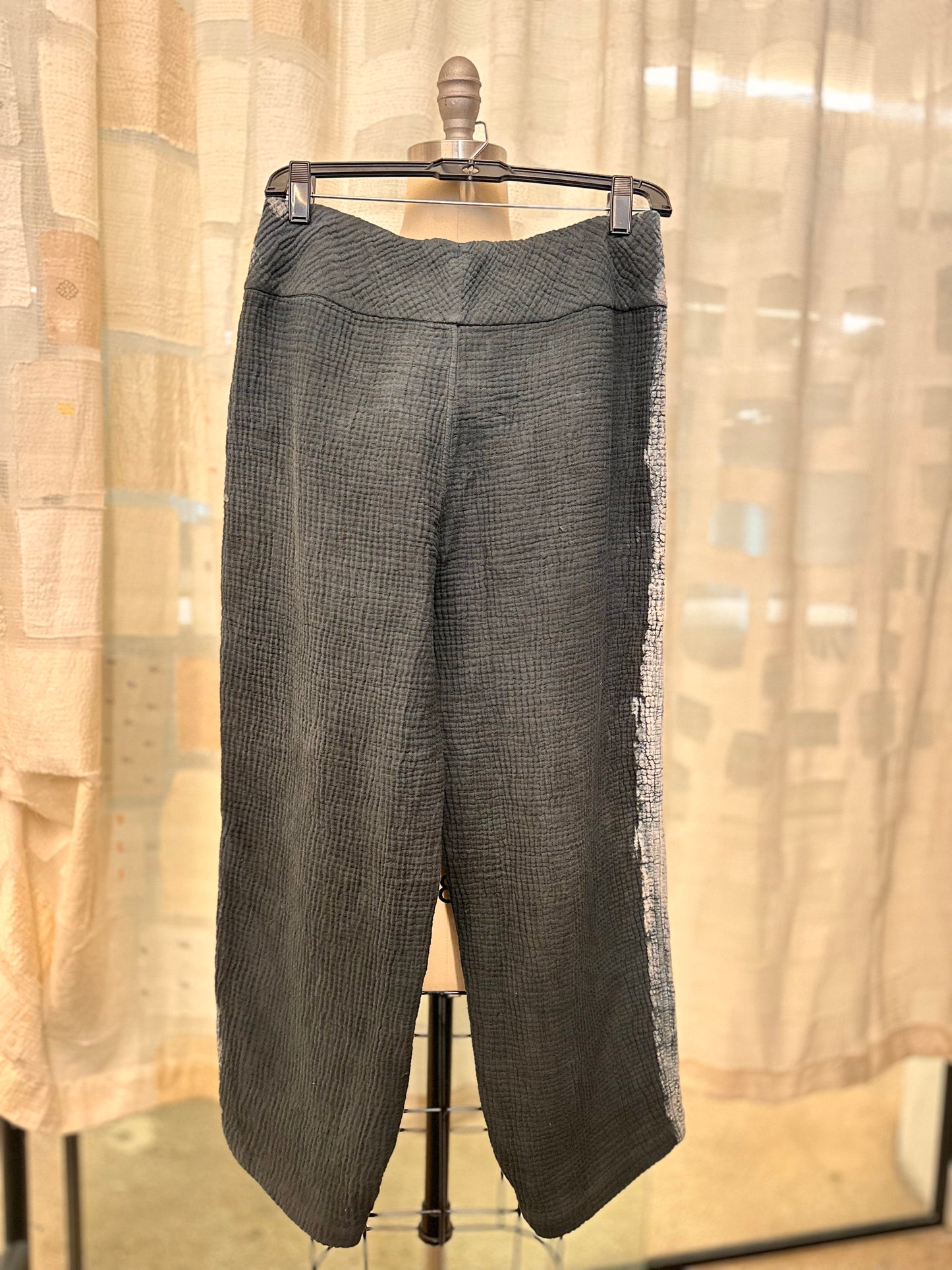 MUD DYE RIPPLE KANTHA NEW LANTERN PANTS - yp4651-bgr -
