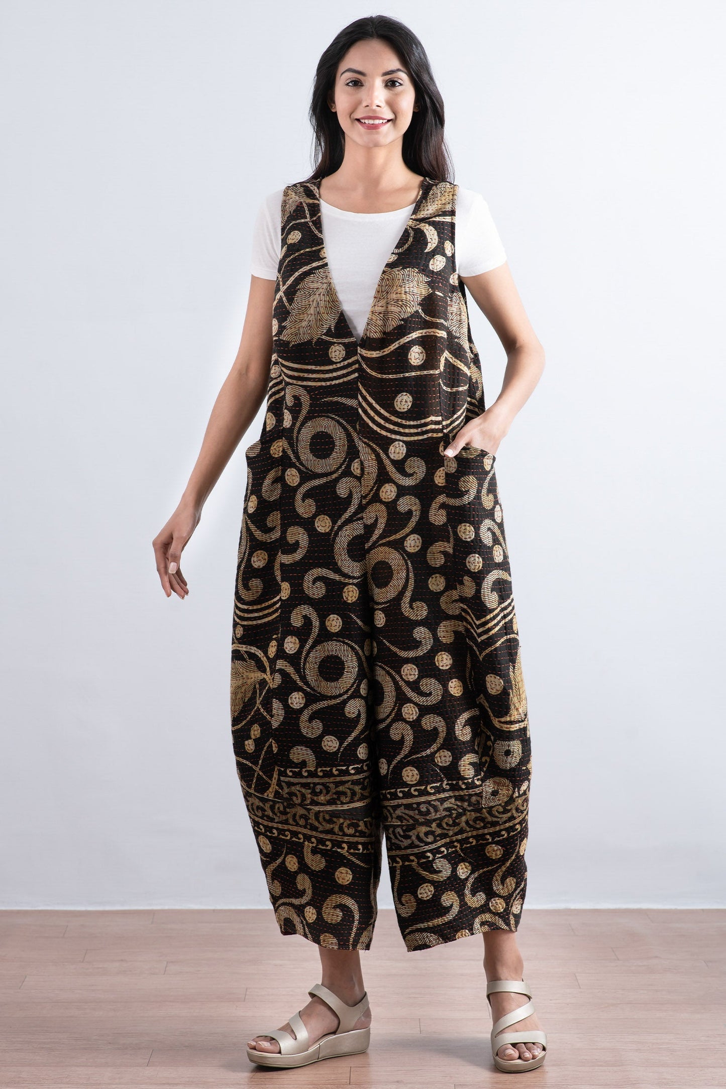 VINTAGE COTTON BBK KANTHA V-NECK JUMPER - bb2622-0011w -