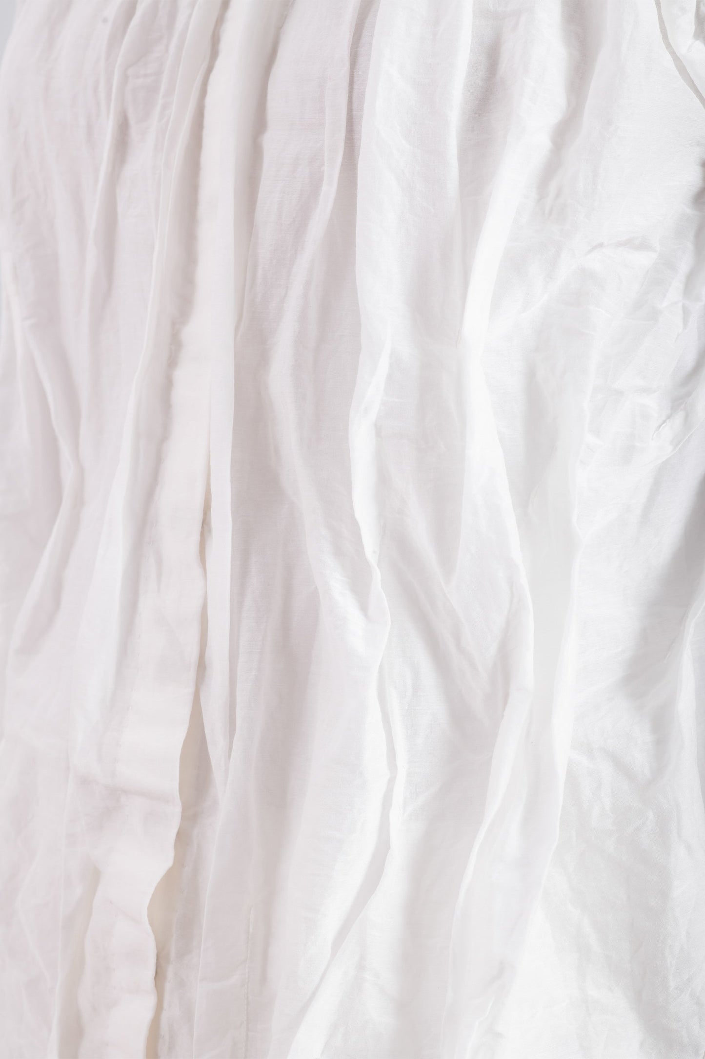 DYED COTTON SILK VOILE WAVY TUCKED SLEEVELESS BLOUSE - dc1539-wht -
