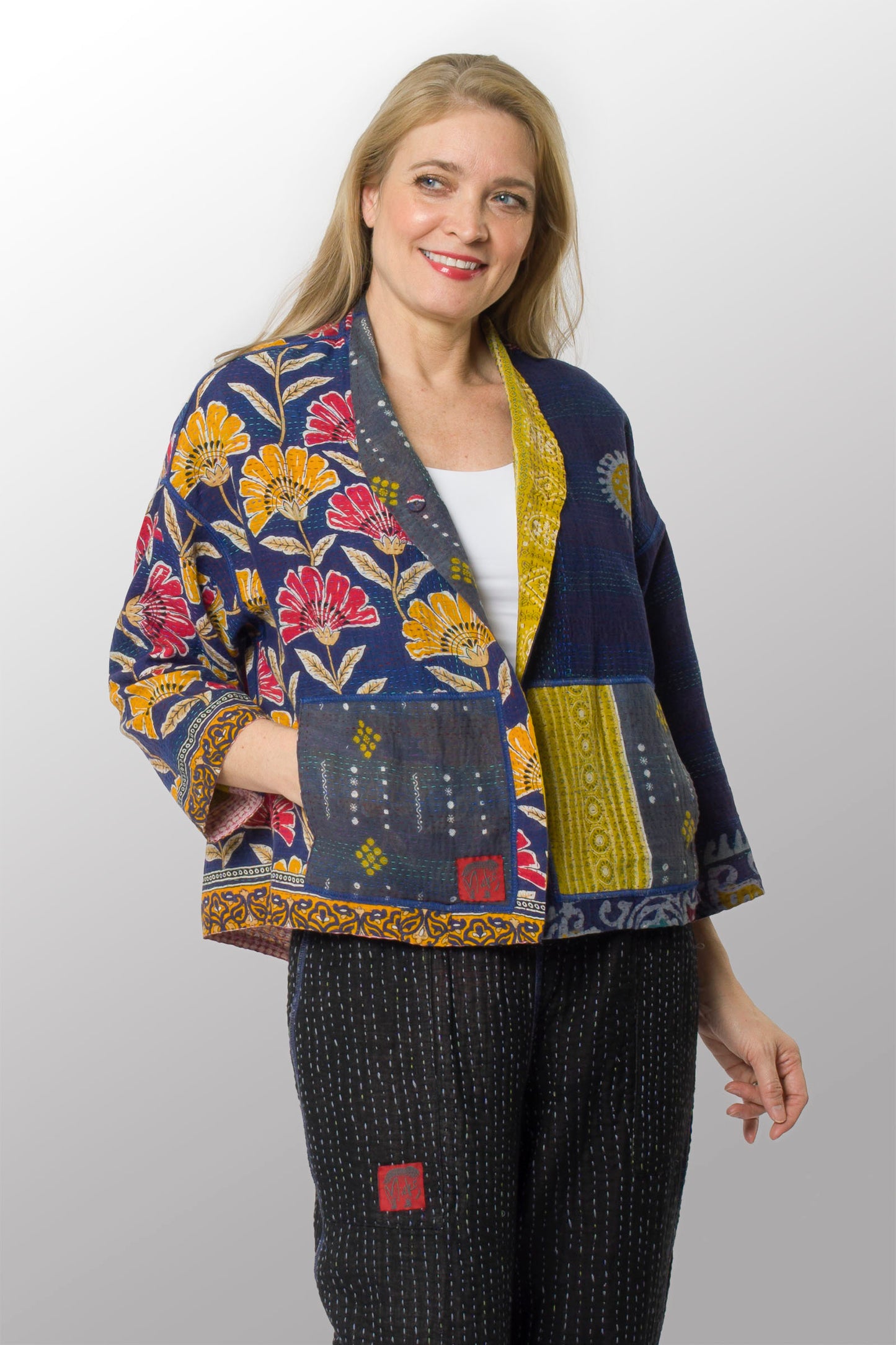 VINTAGE COTTON KANTHA STAND COLLAR CROPPED JKT - cv2034-0071a -