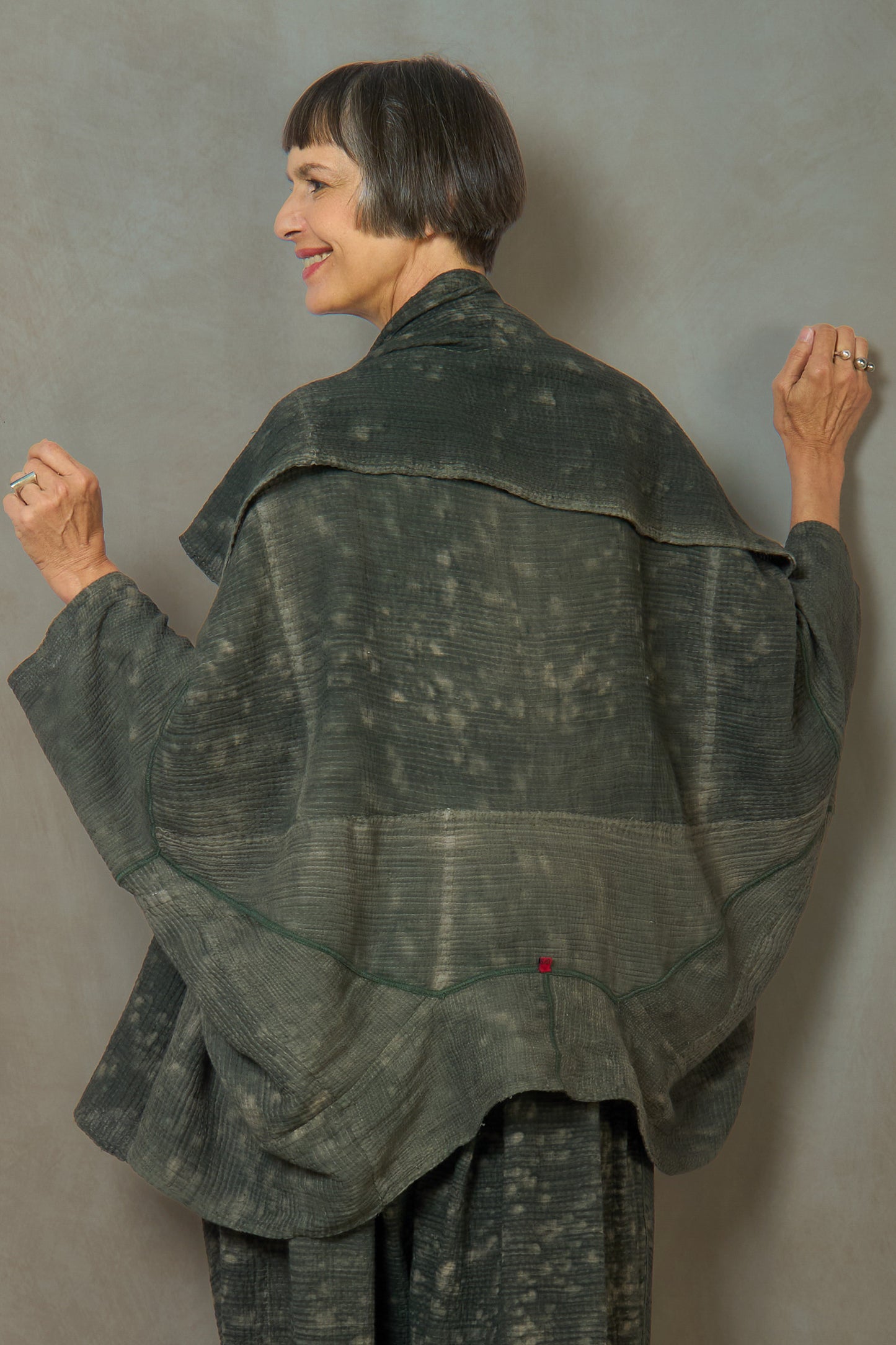SAND SUN DYE RIPPLE KANTHA KIMONO WRAP LONG - rs2357-grn -