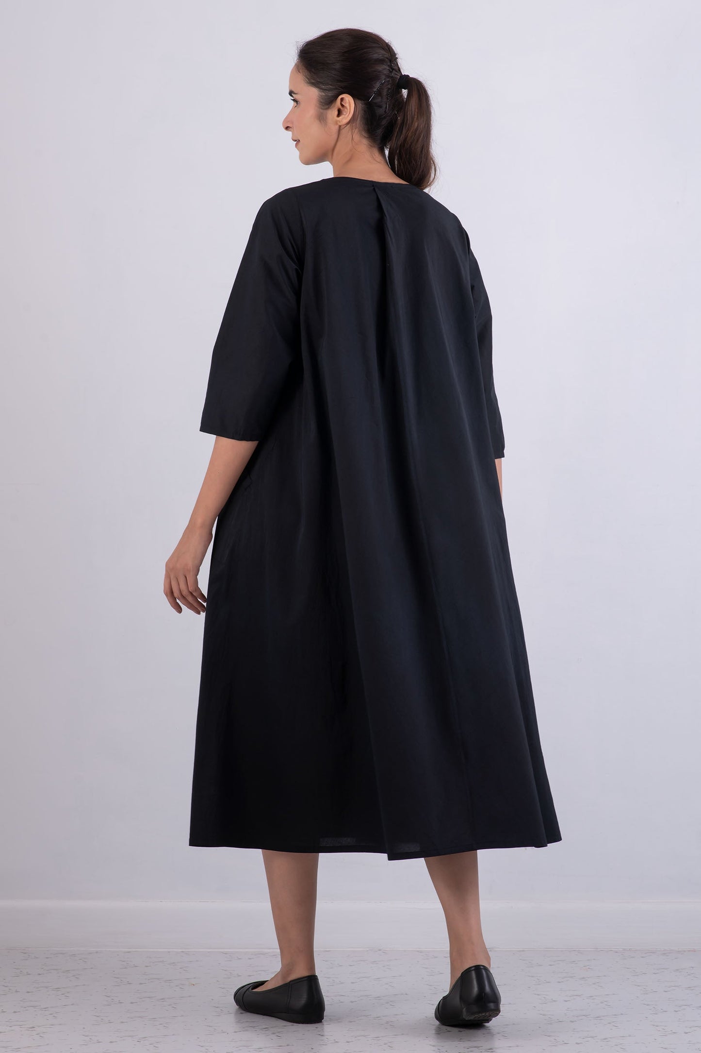 DYED COTTON SILK HEAVY VOILE WAVY V-NECK MAXI WITH SLEEVES NEW STYLE PATTERN - dh1441-blk -