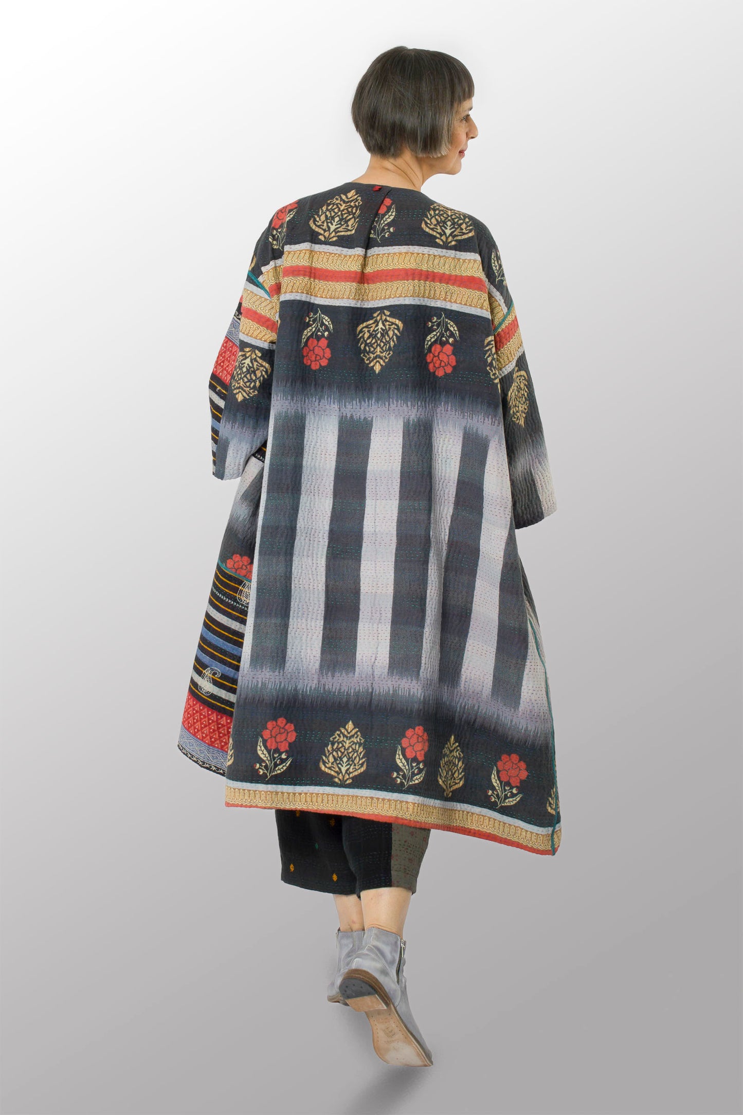 VINTAGE COTTON KANTHA LONG DUSTER - cv4328-0013a -