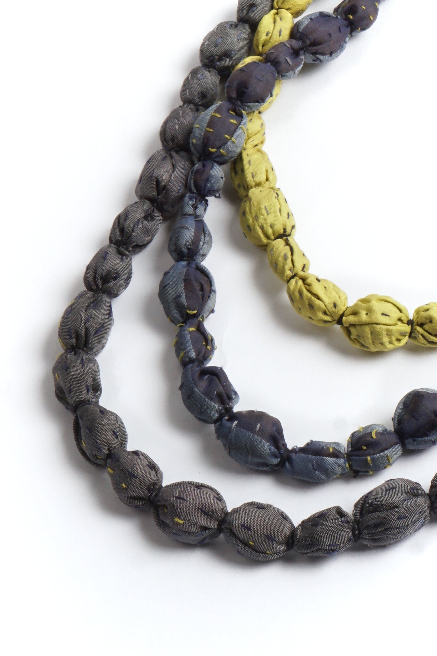 VINTAGE SILK KANTHA TIE-BEADS LONG NECKLACE - sv2707-cha -