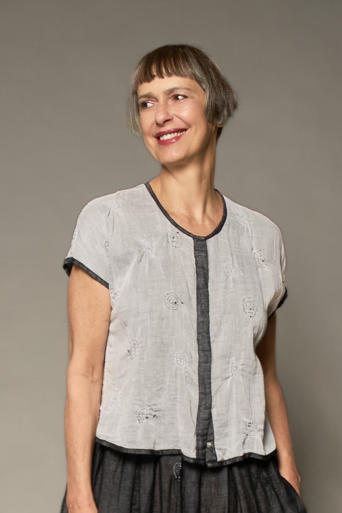 GAUZE SHIBORI GARMENT KANTHA BLOUSE - gg2534-blk -