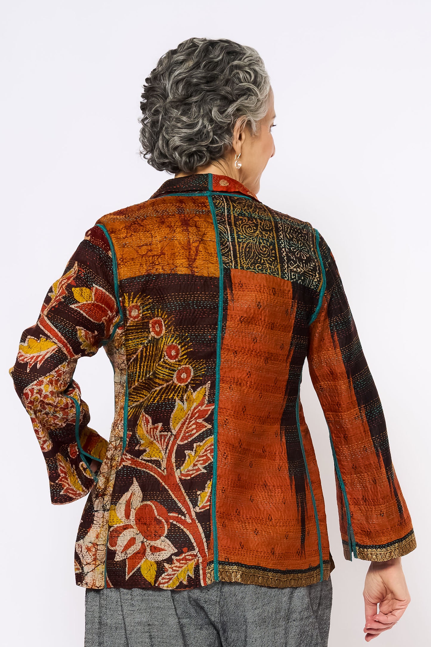 VINTAGE SILK KANTHA SHORT JKT - sv2007-0070m -