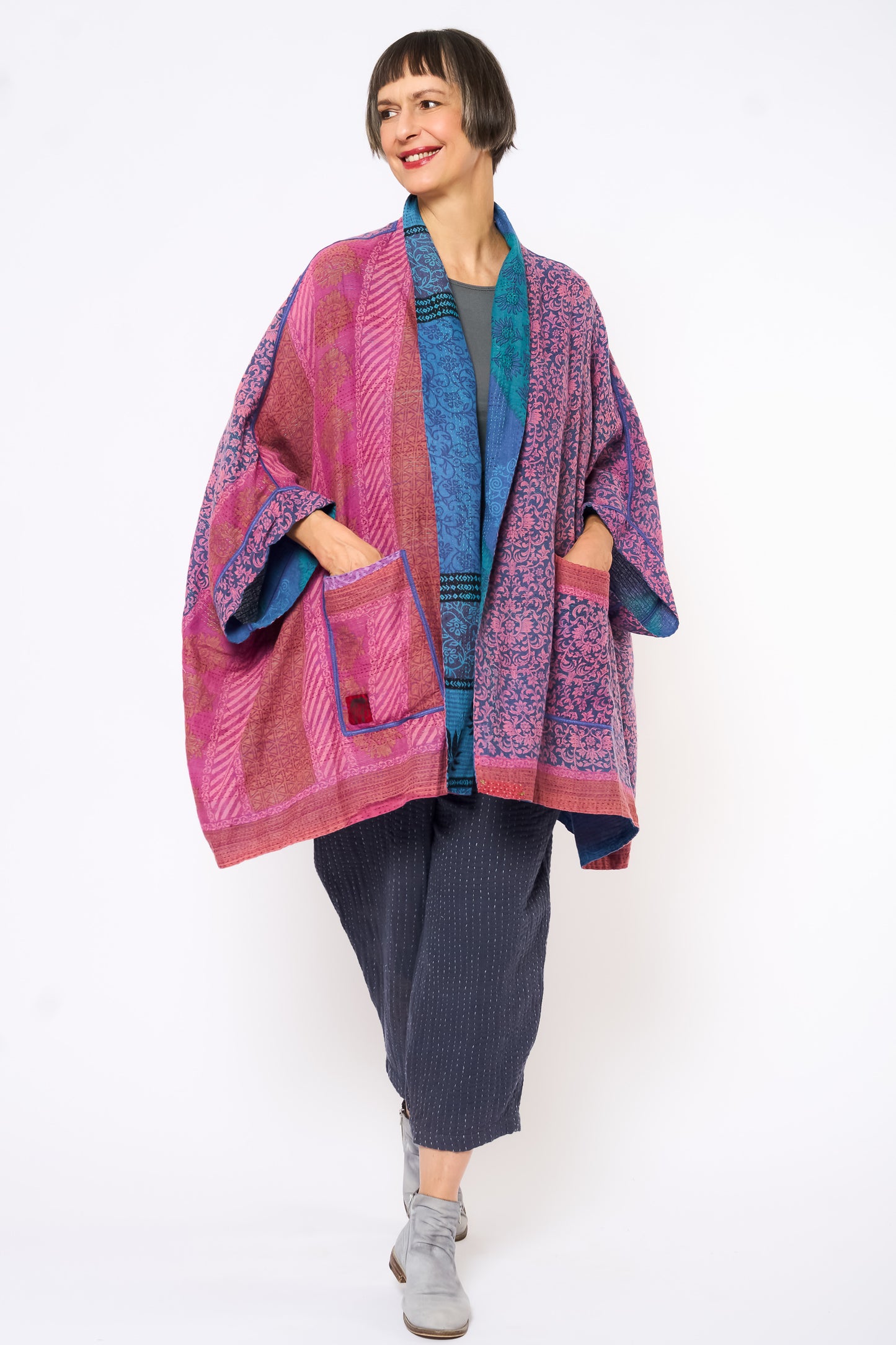 VINTAGE COTTON KANTHA DOUBLE COLLAR PONCHO - cv2323-0008a -