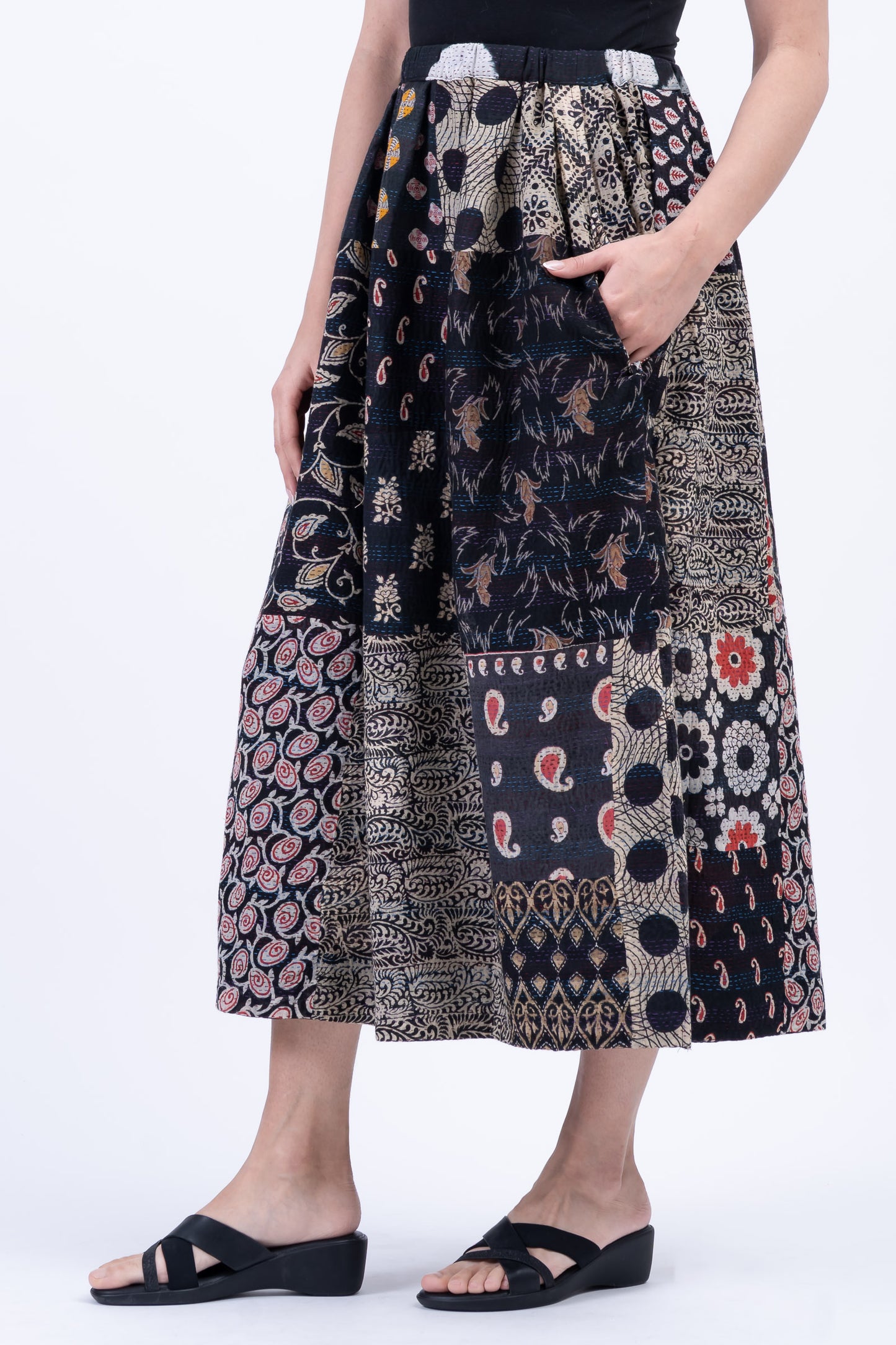 PATCH & CIRCLE PRINT KANTHA TUCKED GATHER SKIRT - pc2663-blk -
