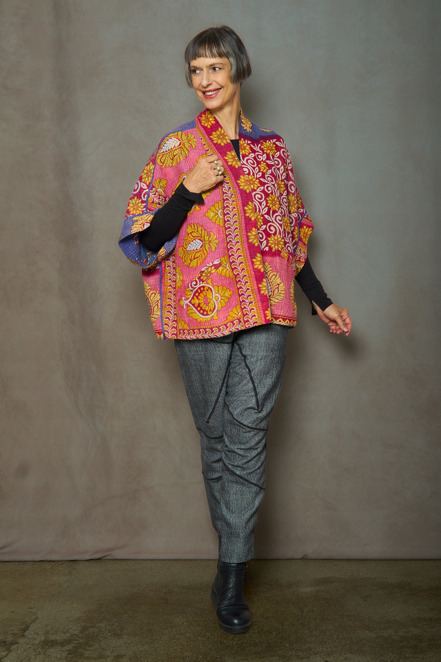 VINTAGE COTTON KANTHA MINI PONCHO - cv4060-0058a -