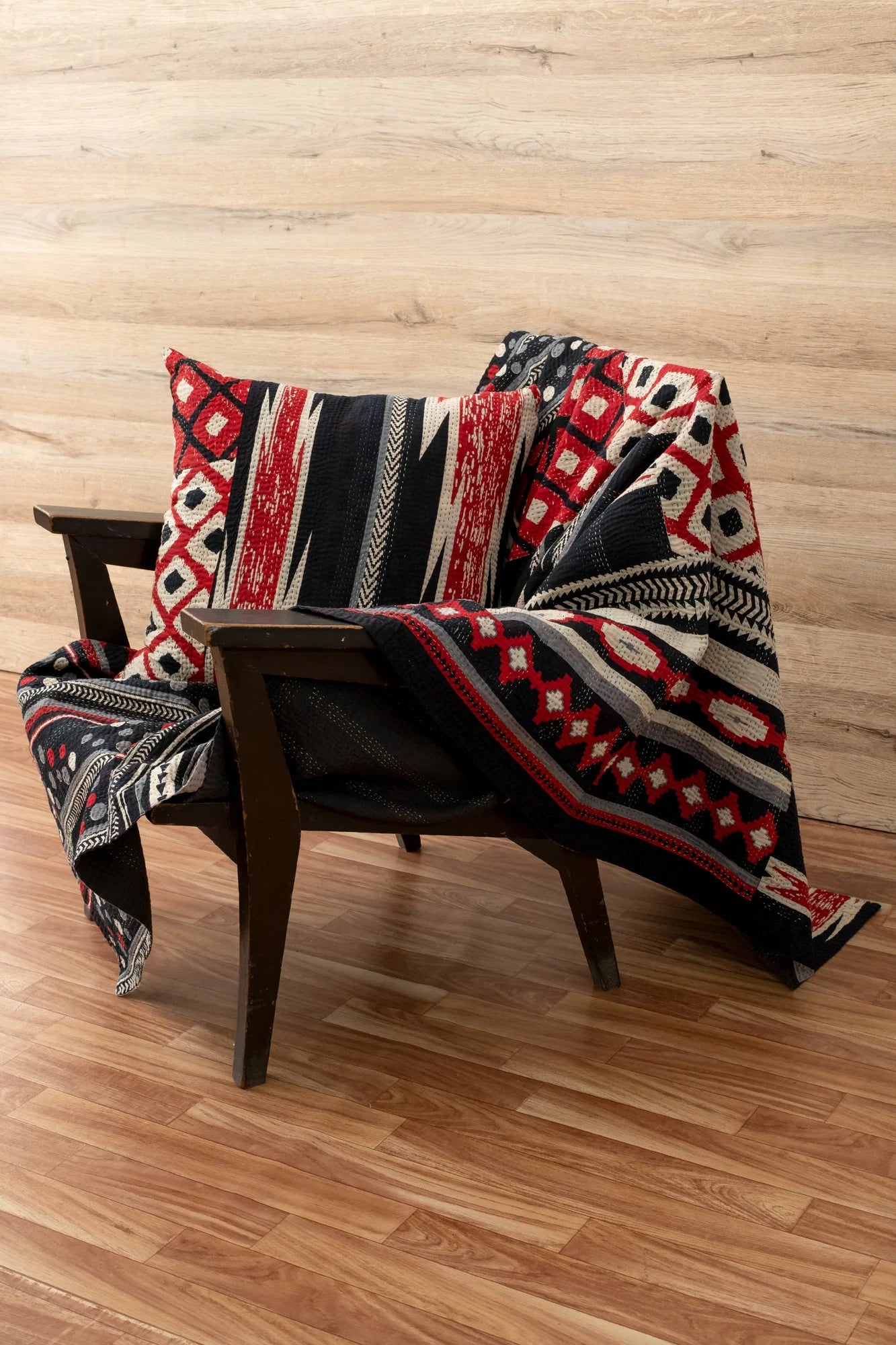 Monotone Ikat Handmade Vintage Kantha Quilts & Bed Cover - Red