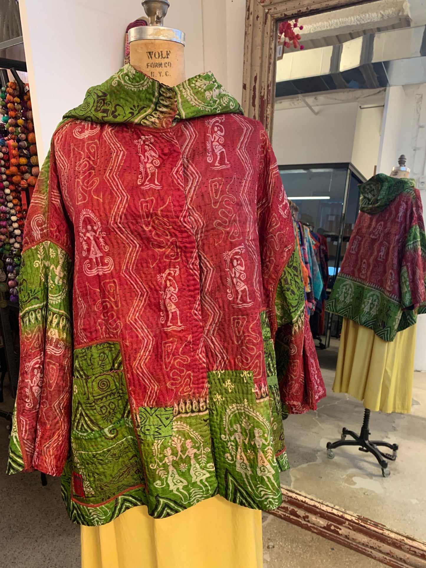VINTAGE JACQUARD CLAMP DYE WITH PRINTED SILK KANTHA HOODIE PONCHO - jk4064-0001a -