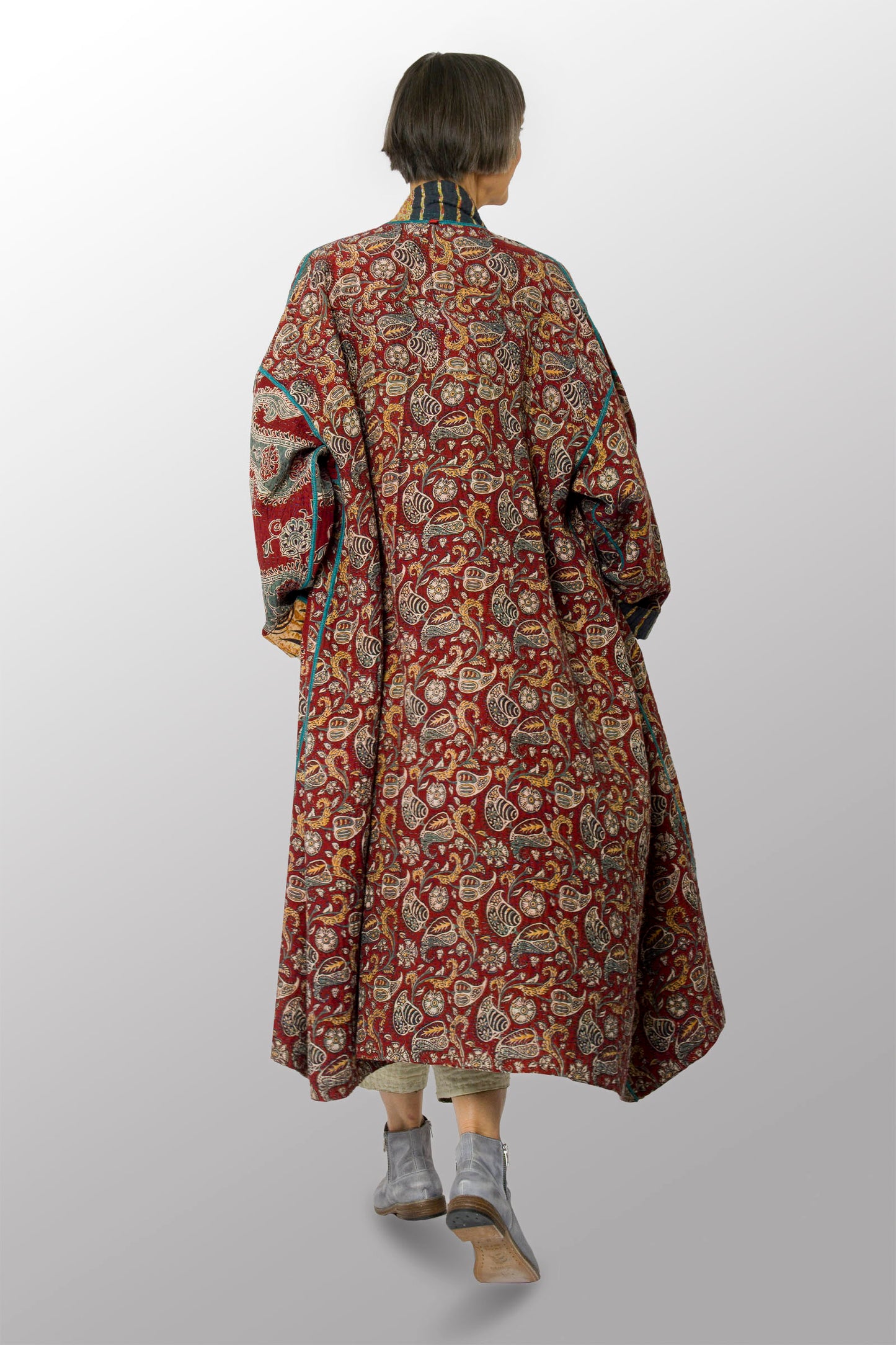 VINTAGE COTTON KANTHA OVERSIZED COAT - cv4326-0041a -