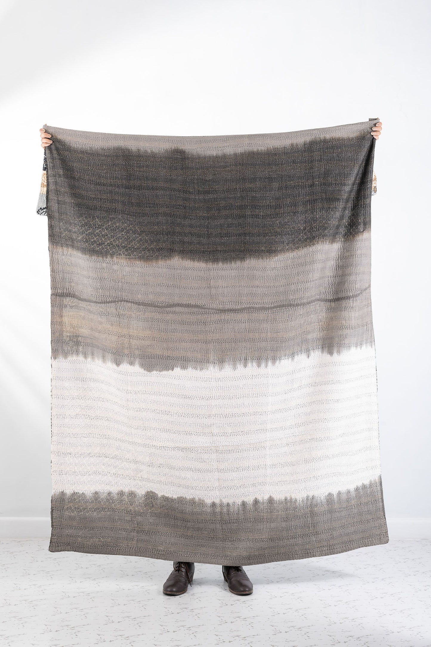 Kimono Cotton Kantha Throw -Gray -