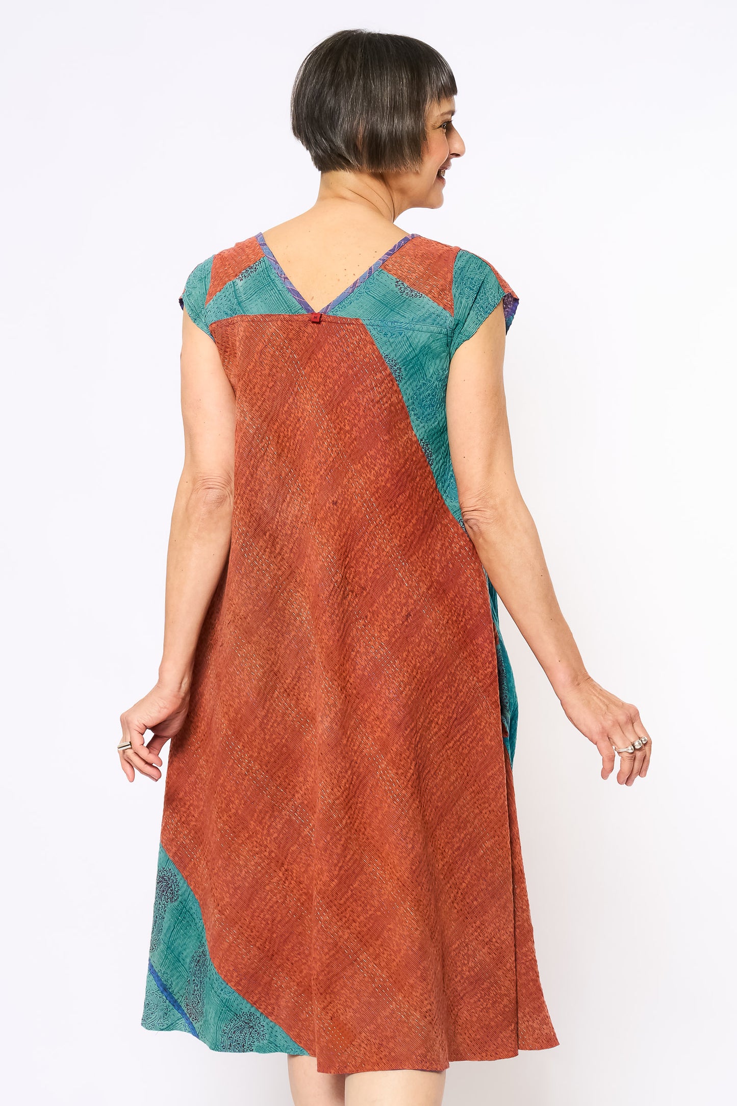 VINTAGE COTTON KANTHA CAP SLV. FLARE DRESS - cv2425-0020m -