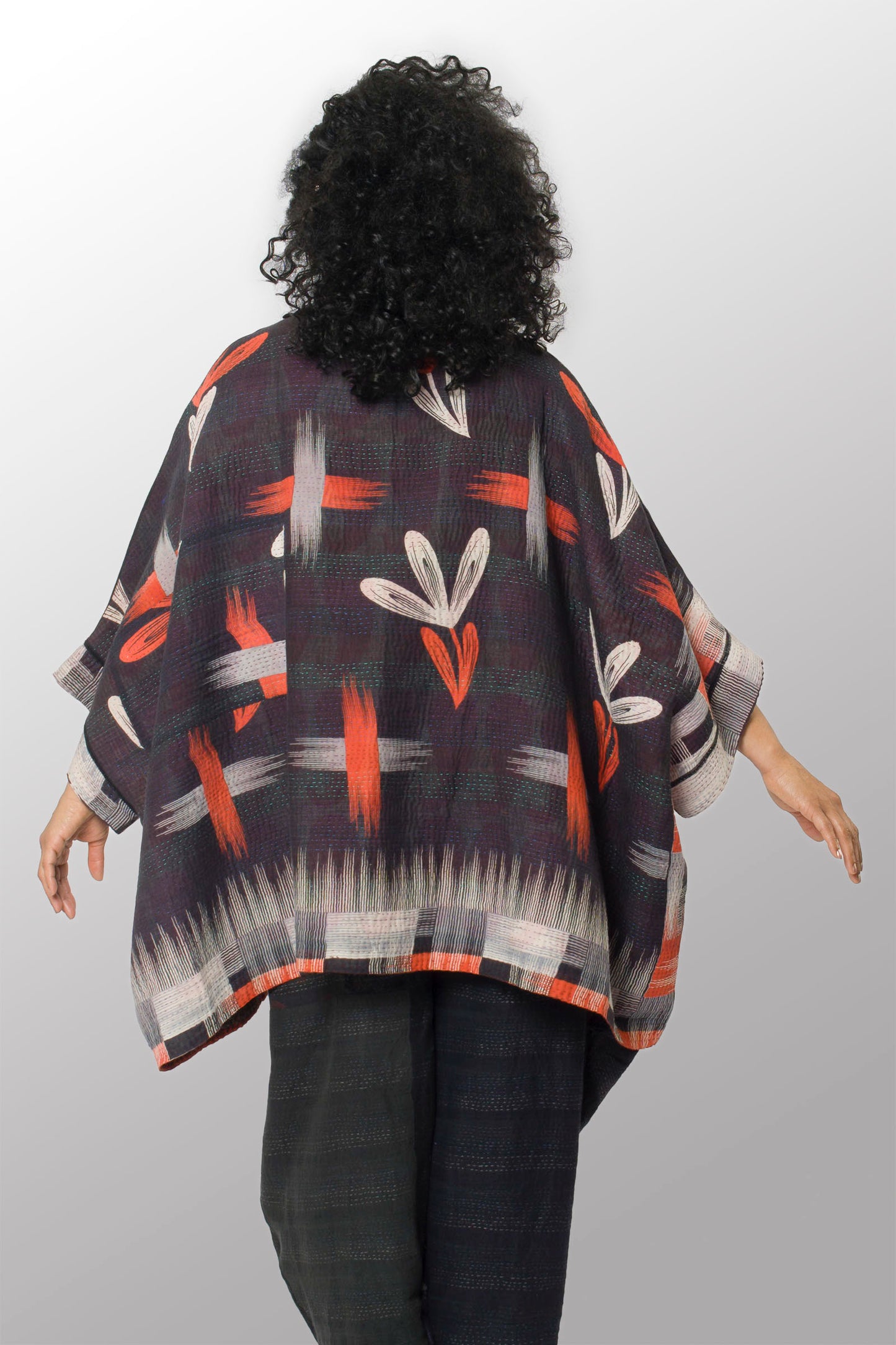 VINTAGE COTTON KANTHA DOUBLE COLLAR PONCHO - cv4323-0047a -