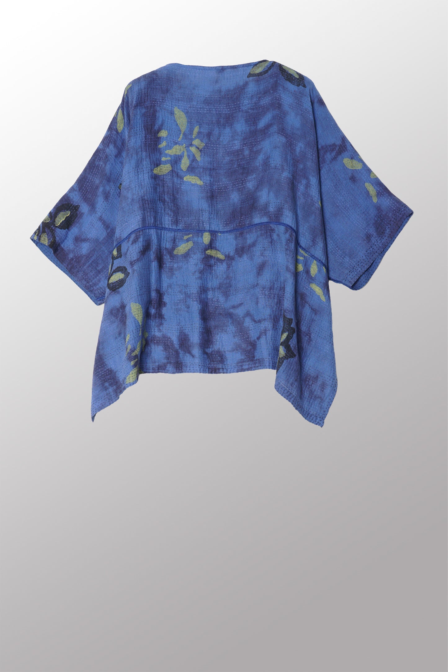 CLOUD TIE DYE FLORAL KANTHA CROPPED BOAT NECK DOLMAN TOP - uf2t105-blu -