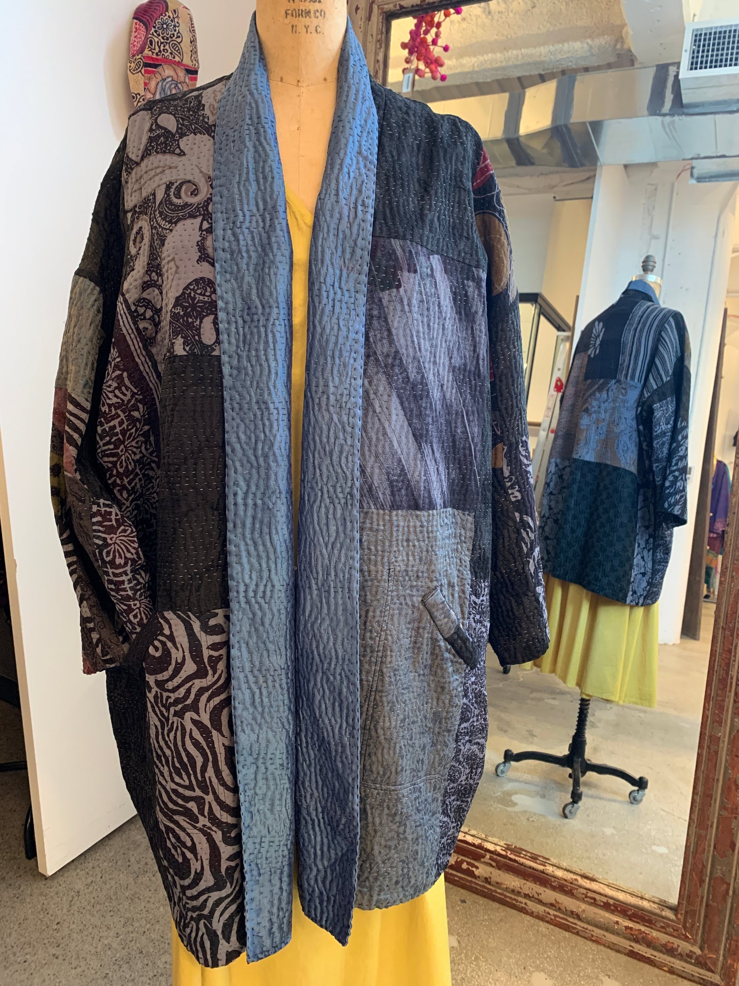 GEORGETTE JACQUARD VINTAGE SILK PATCH KANTHA HAORI JACKET - gj4068-blk -