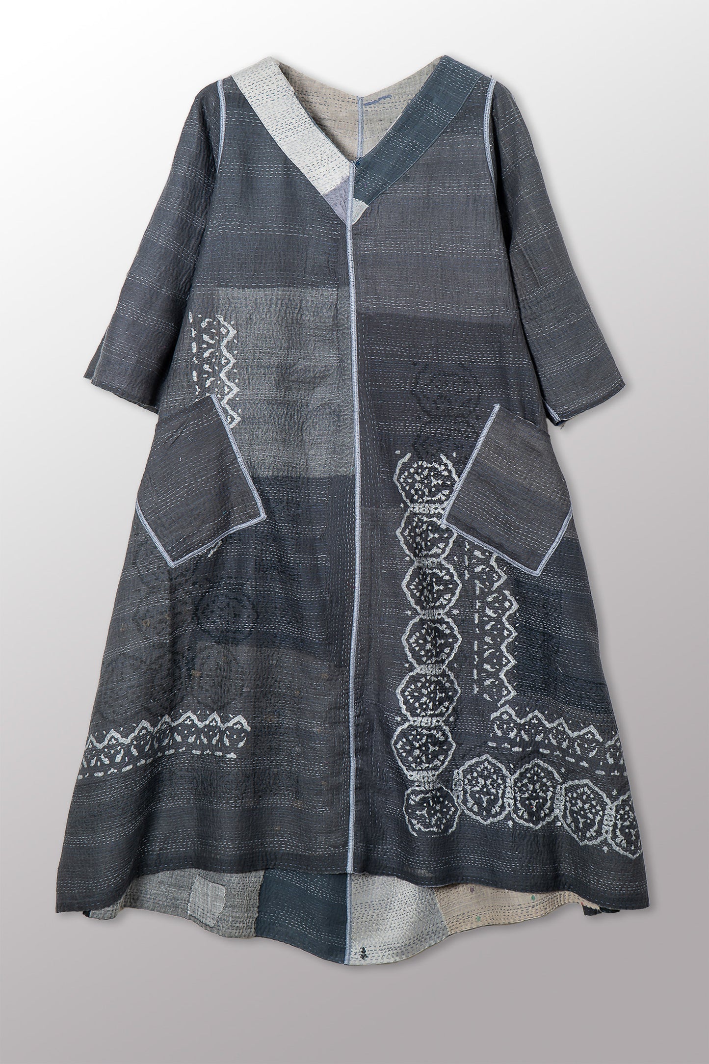 MOSAIC FRAY PATCH KANTHA V-NECK FLARE DRESS - zb2457-gry -