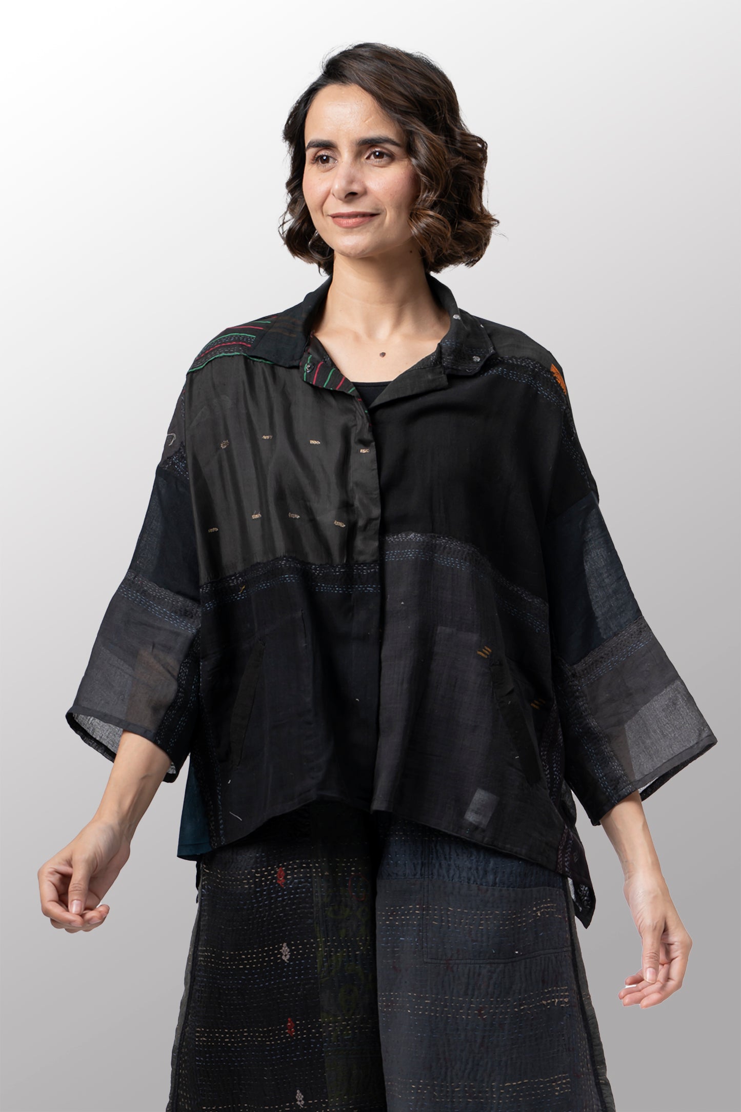 MOSAIC TILE PATCH KANTHA CROPPED TENT SHIRT - mt1596-blk -