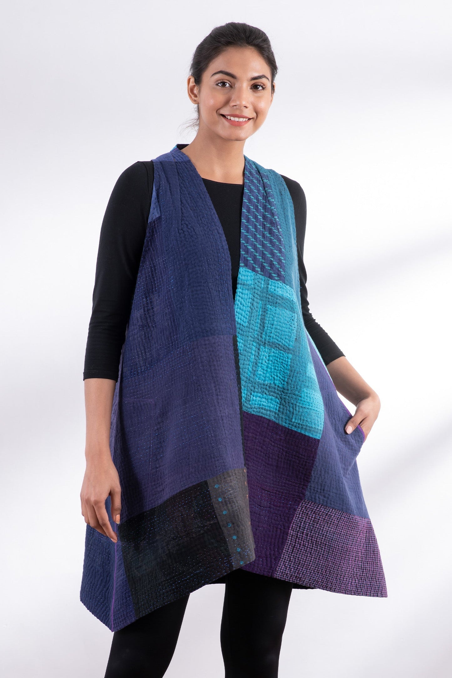 POLKA DOTS & LEAVES KANTHA BACK PLEATED VEST - dl4221-blu -