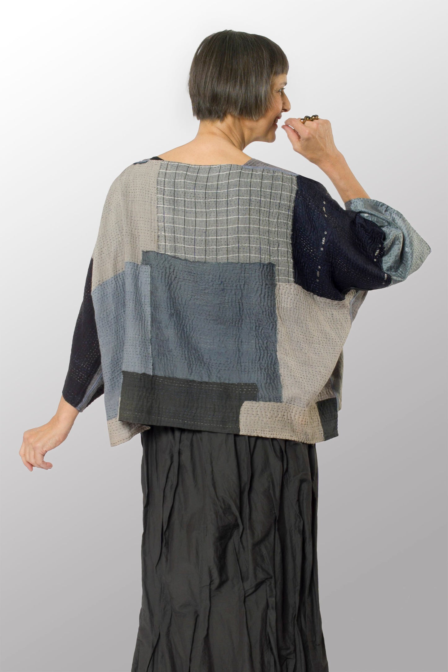 MOSAIC FRAY PATCH KANTHA 3/4 SLV. CROP TOP MIO - zb2538-gry -