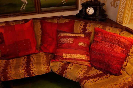 Dessert Flower Circle Tie Dye Cushion -Red