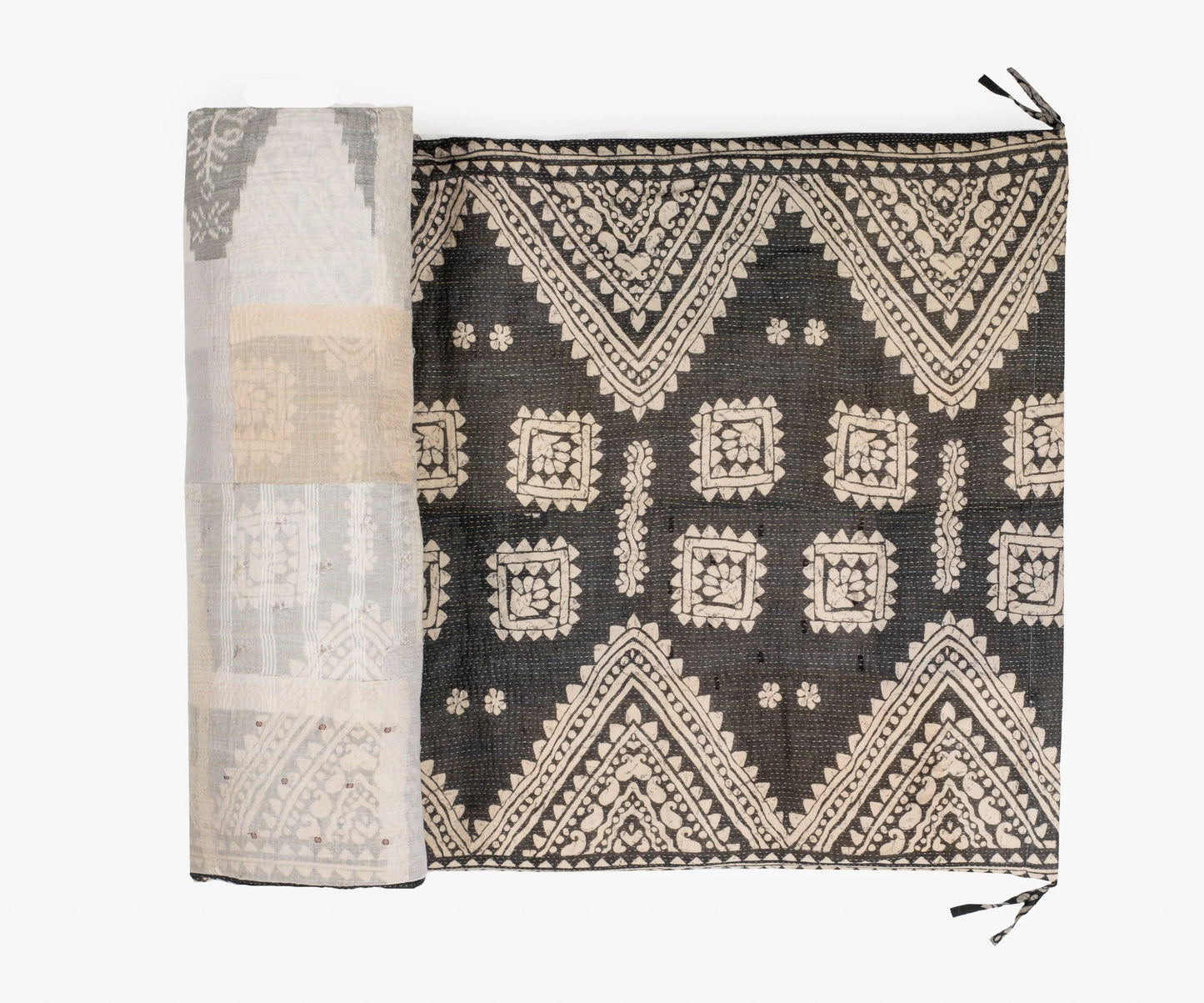 Mosaic Fray Handmade Vintage Kantha Day Bed Mattress Cover -Cauliflower