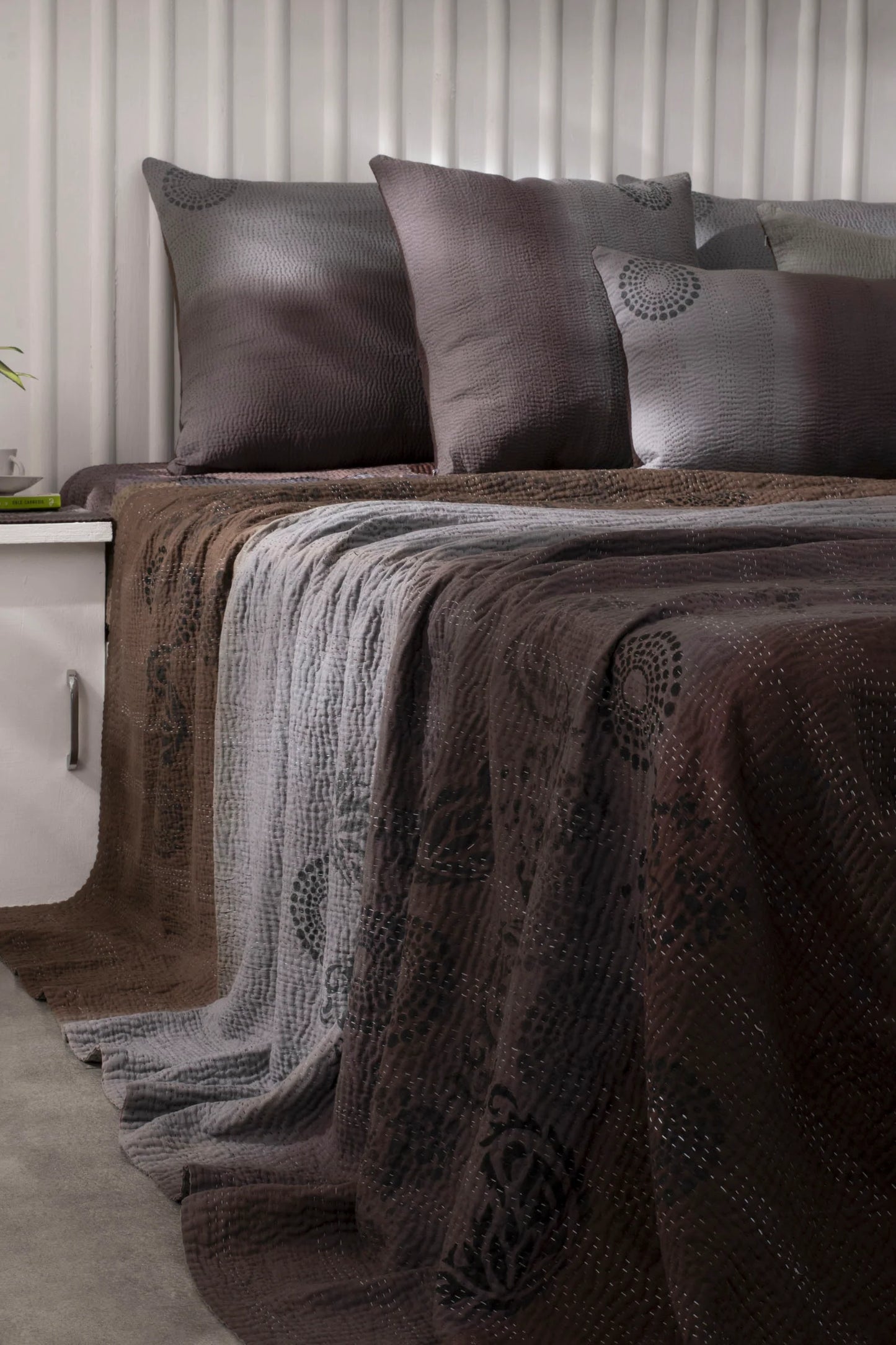 Ombre With Fray Patch Handmade Vintage Quilts - Chocolate