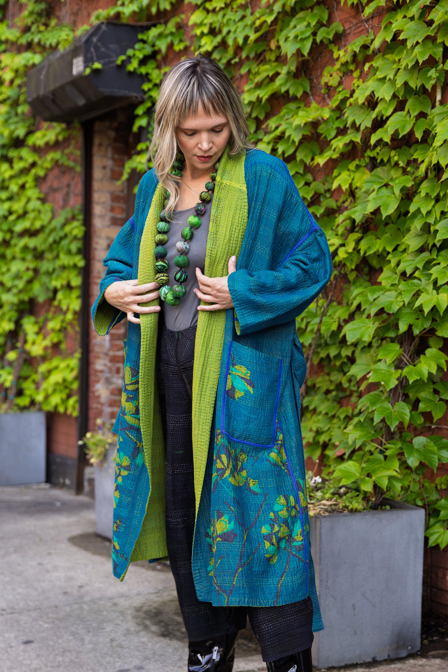 BLOOMING FLOWERS KANTHA SIMPLE ROBE - bf4334-blu -