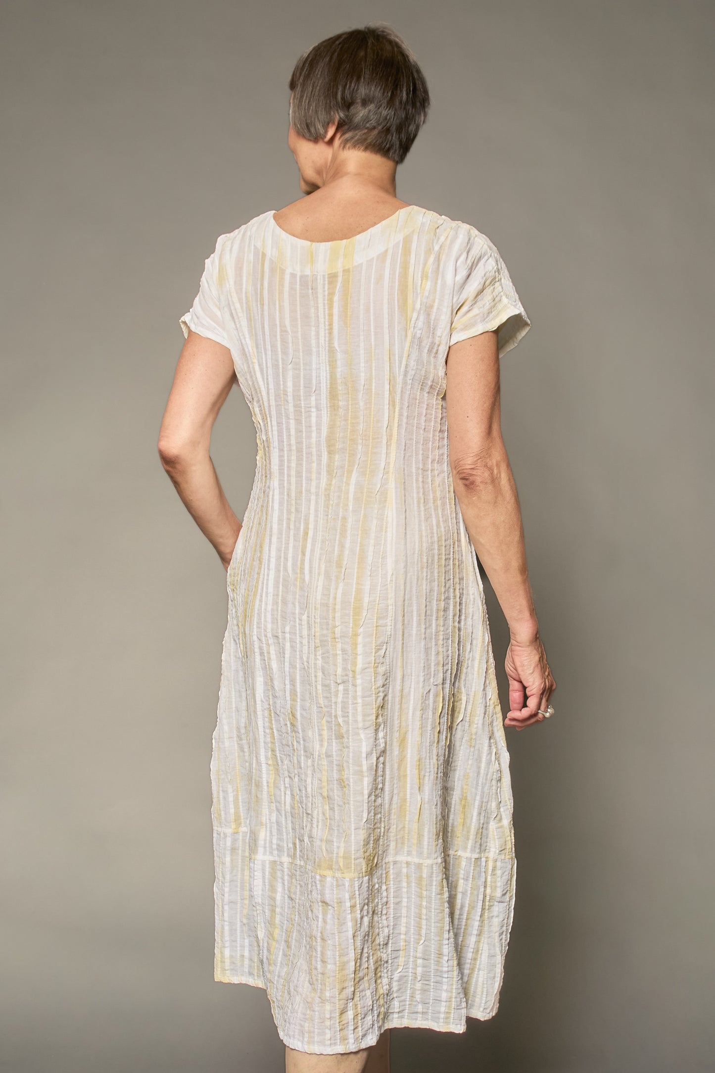 DOUBLE TIE DYE RIPPLE TUCK V-NECK SCULPTED DRESS - trw1473-ivy -