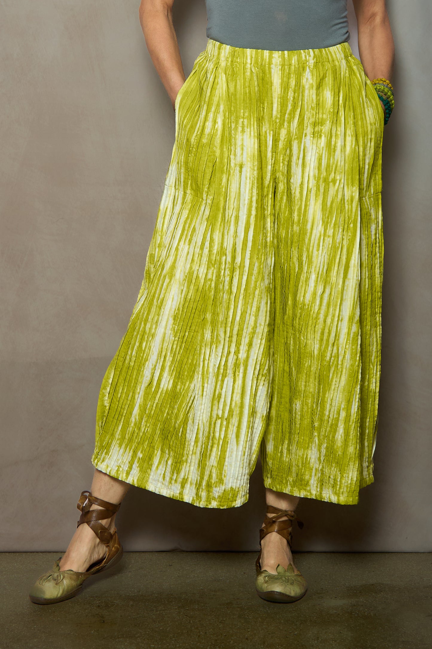 CAMBRIC TIE DYE RIPPLE TUCK WIDE LEG LANTERN PANTS - tr1646-lim -