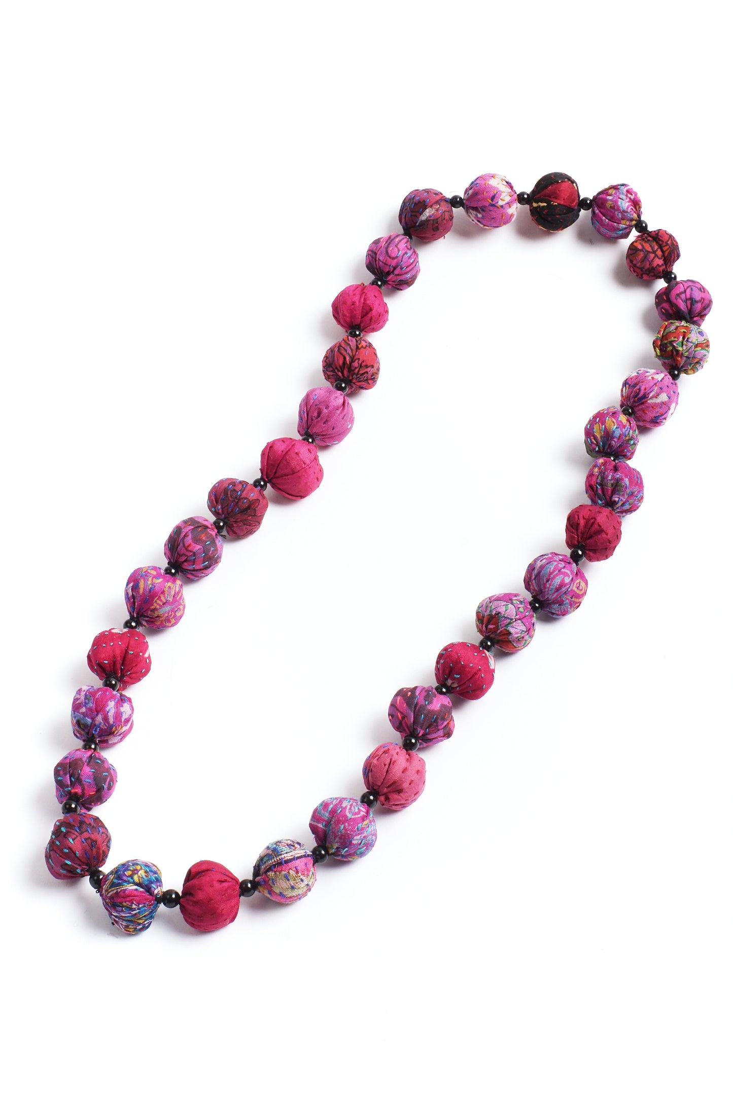 VINTAGE SILK KANTHA SMALL NUTS MEDIUM NECKLACE - sv2705-pik -