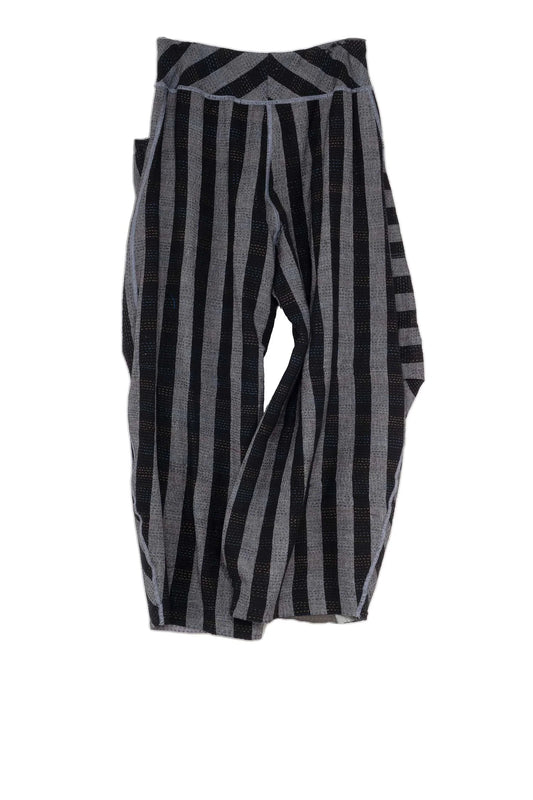 WOVEN STRIPE FRAYED PATCH BACK KANTHA KNEE TUCKED PANTS - wp2625-gry -