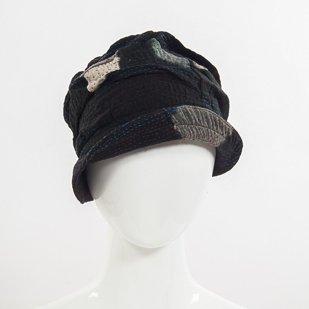 PATCH & CIRCLE PRINT KANTHA HALF BRIM HAT - pc2881-blk -