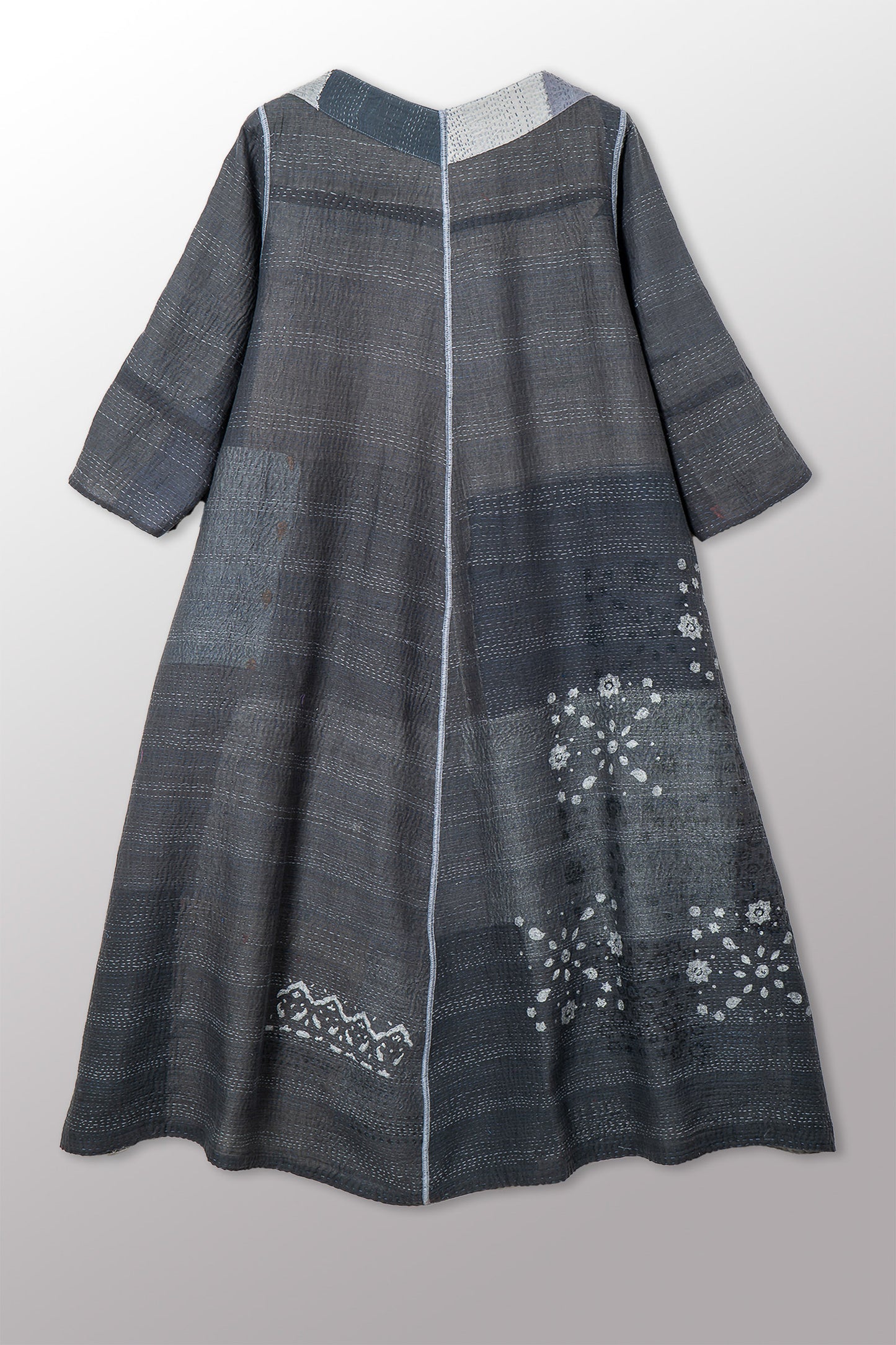 MOSAIC FRAY PATCH KANTHA V-NECK FLARE DRESS - zb2457-gry -