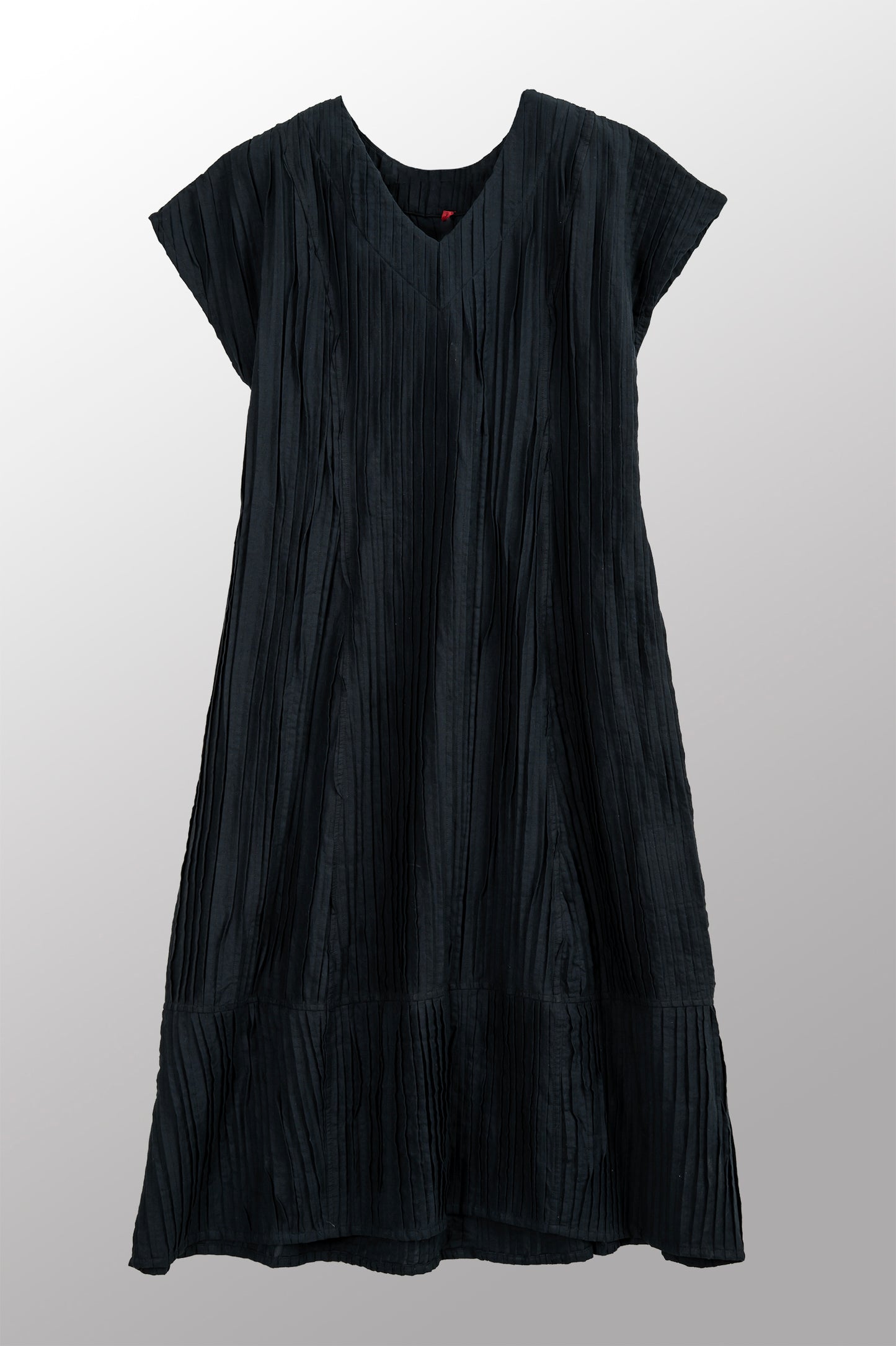 RIPPLE TUCK SOLID V-NECK SHAPED MIDI DRESS - trs1465-blk -