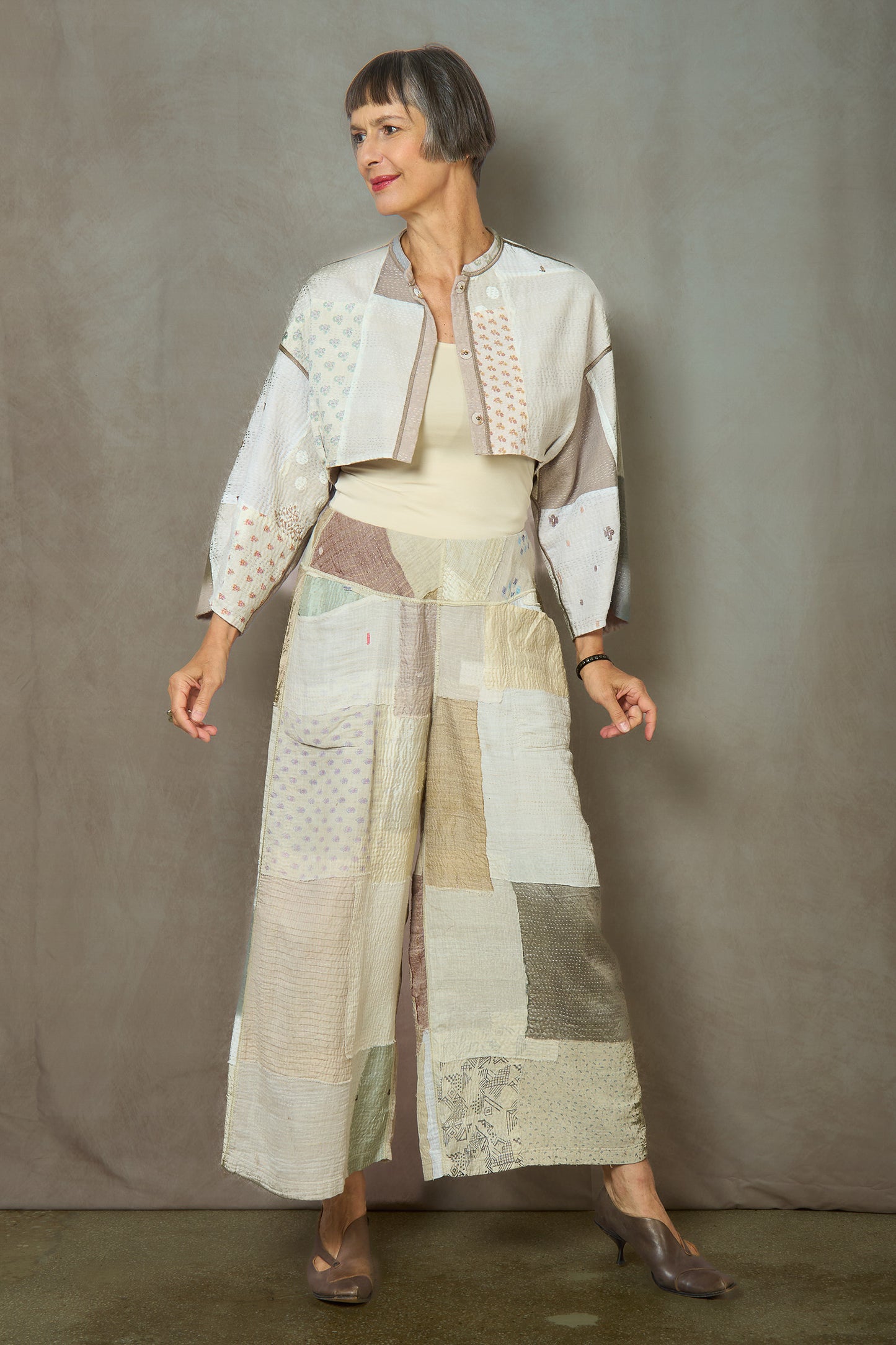 DUCK SUN DYE WITH PATCH KANTHA SLEEVE JACKET - us2090-ivy -