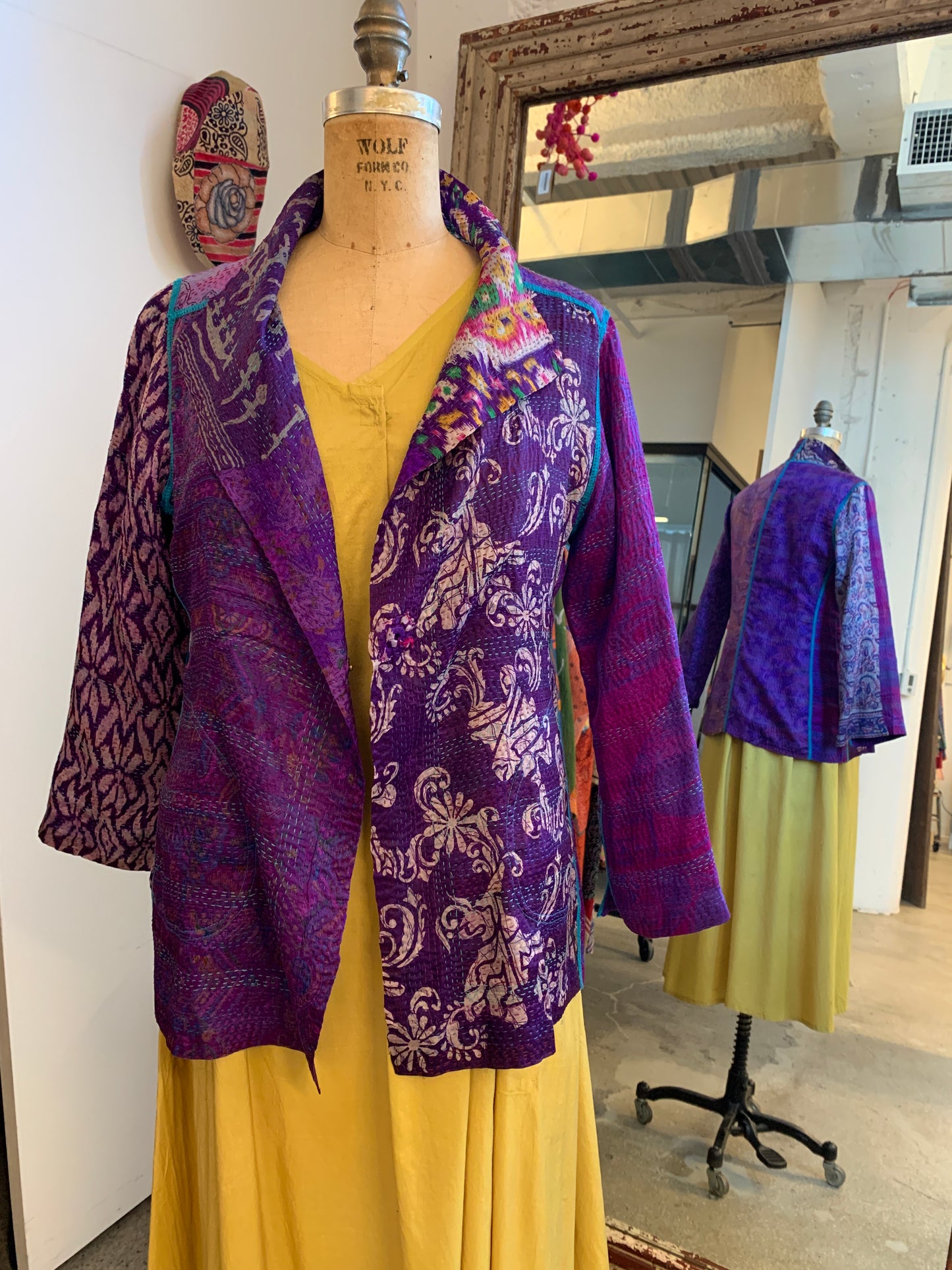 VINTAGE SILK KANTHA SHORT JKT - sv2007-0050s -